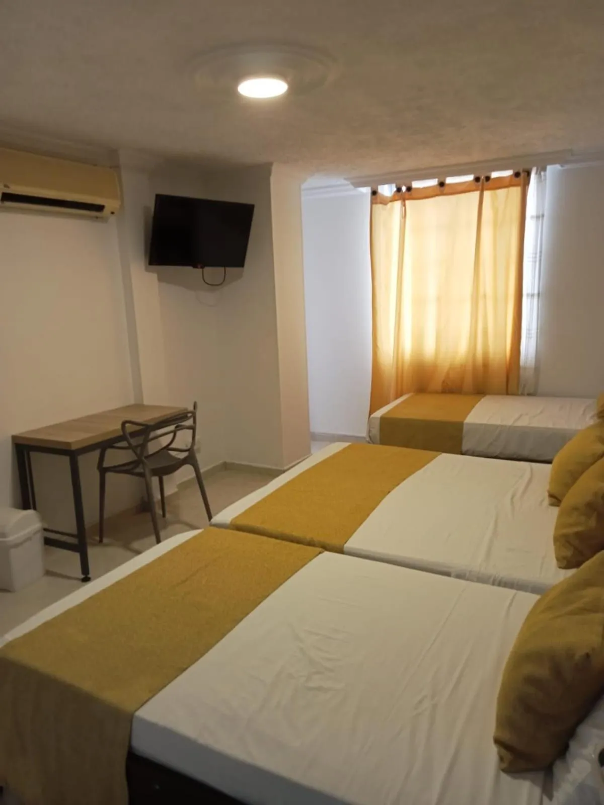 Bed in HOTEL PLAZUELA REAL