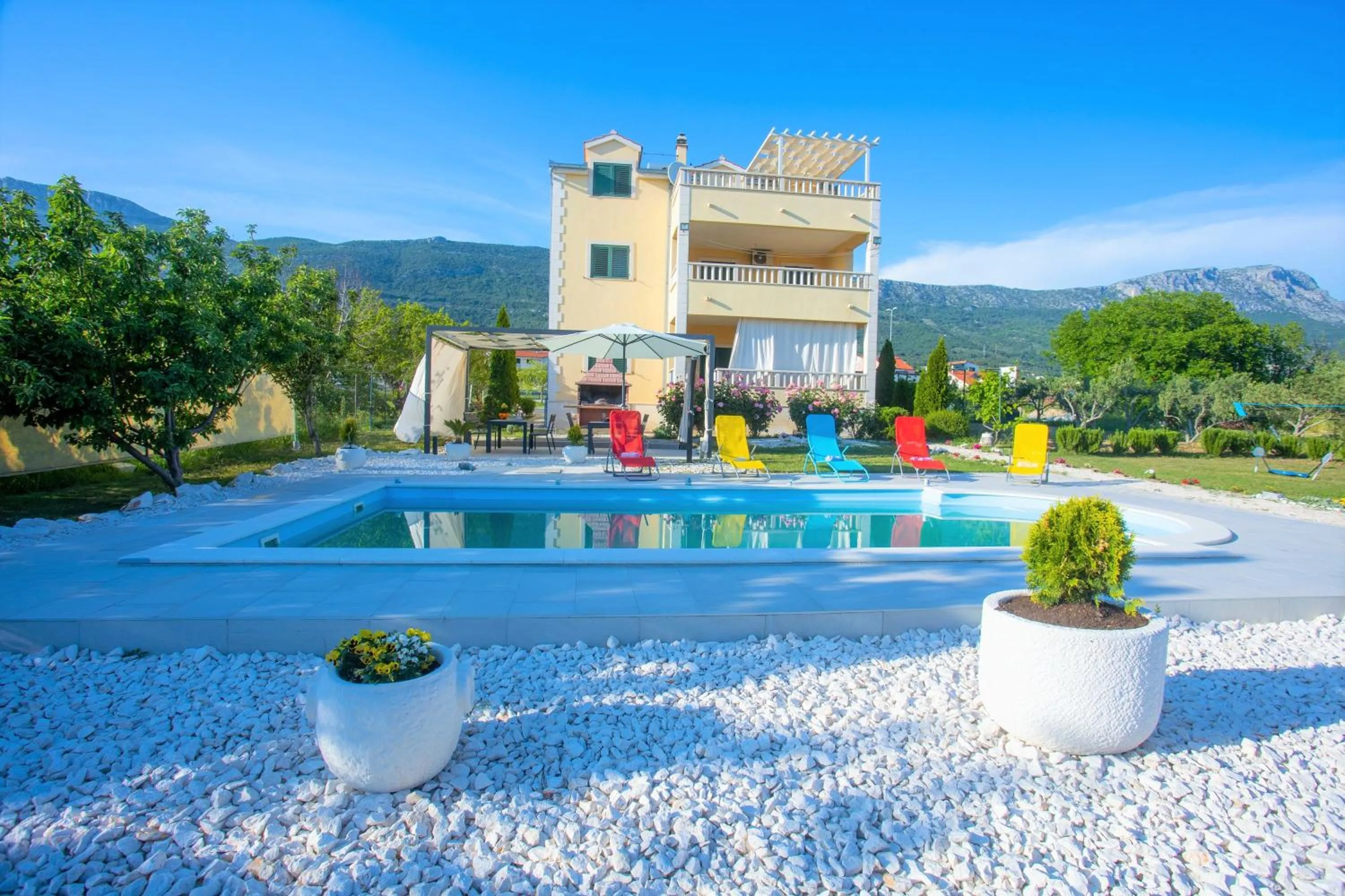 Apartments Maris