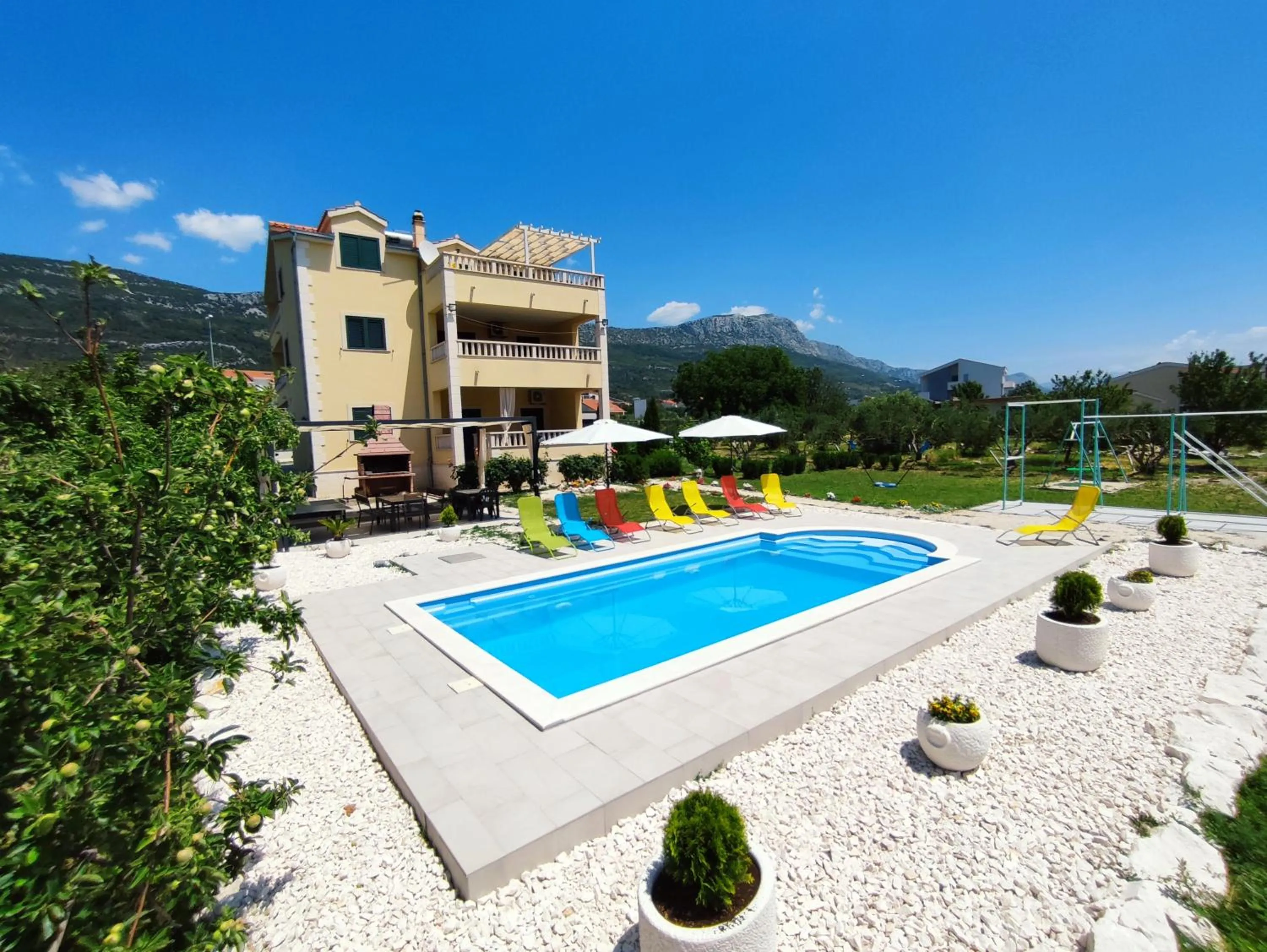 Apartments Maris