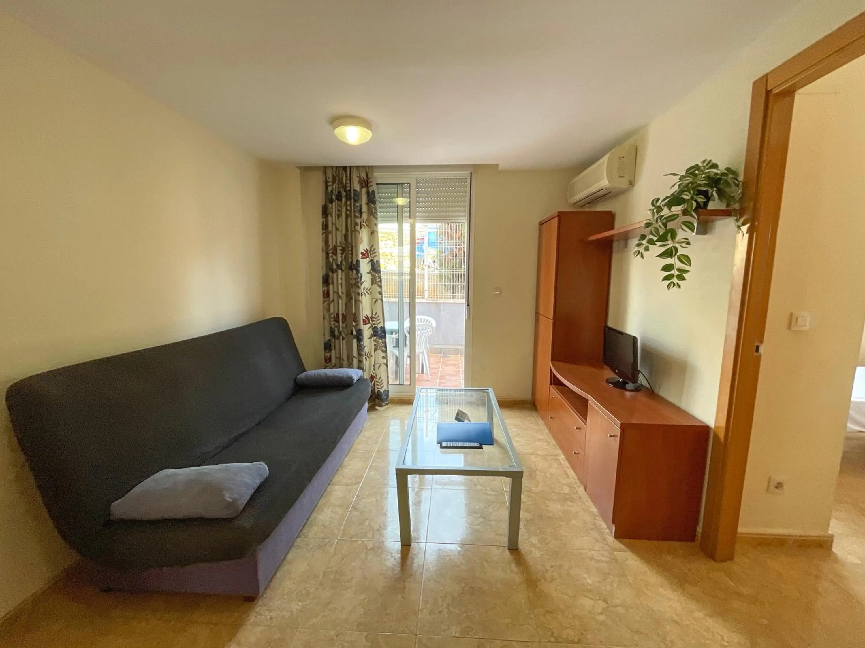 TV and multimedia in Apartamentos Marcomar 3000