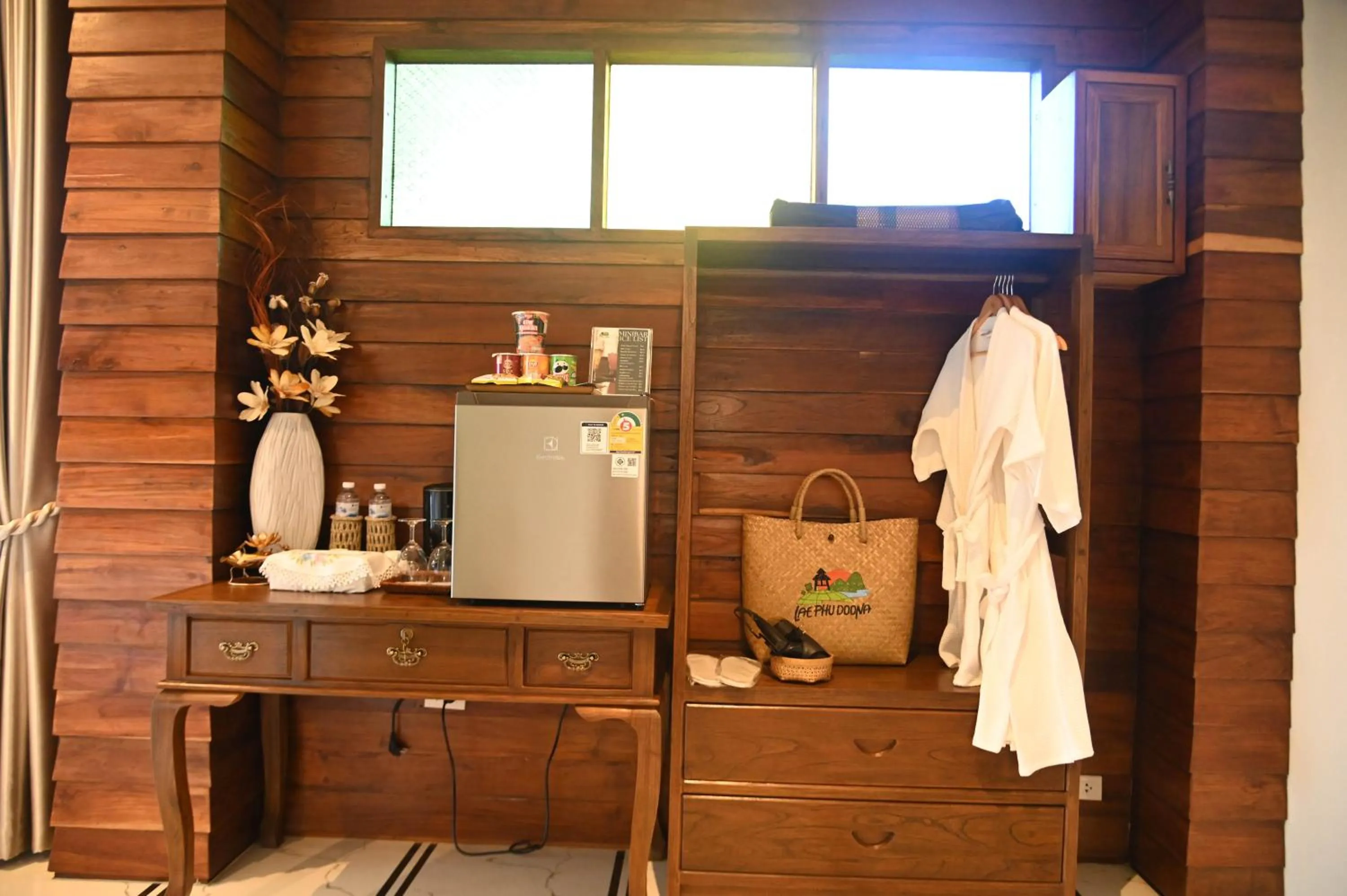 wardrobe in DooNa Resort แลภูดูนา