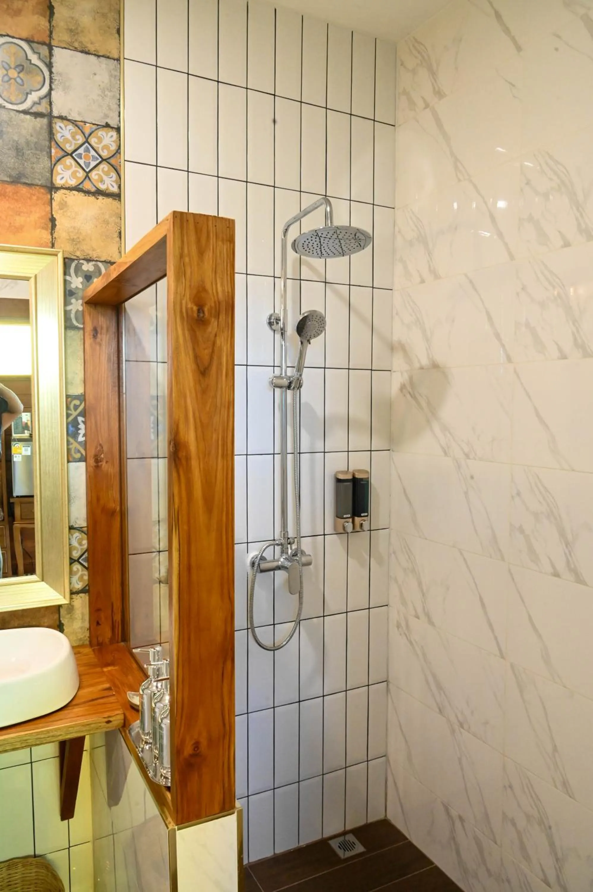 Shower in DooNa Resort แลภูดูนา