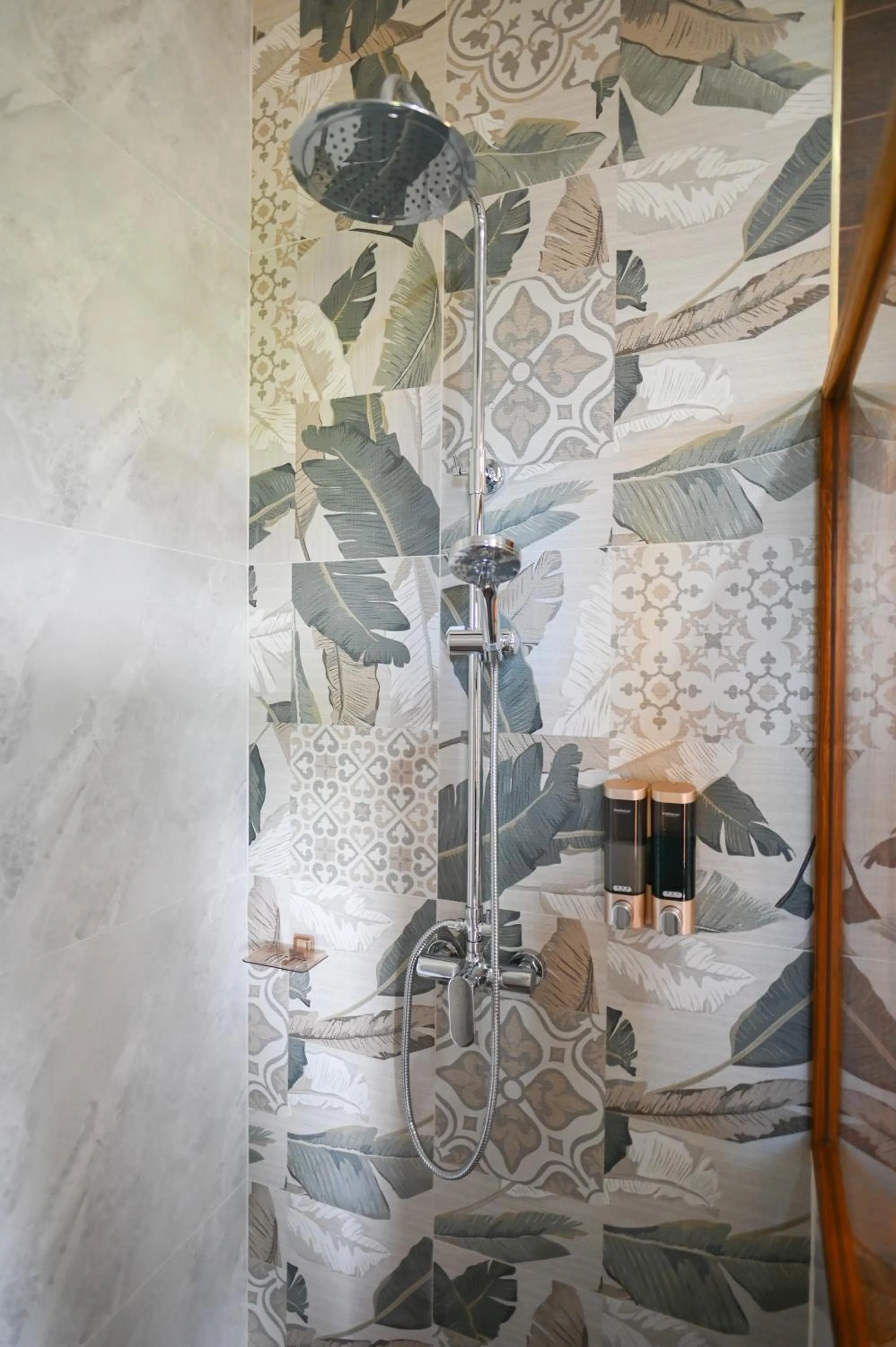 Shower in DooNa Resort แลภูดูนา