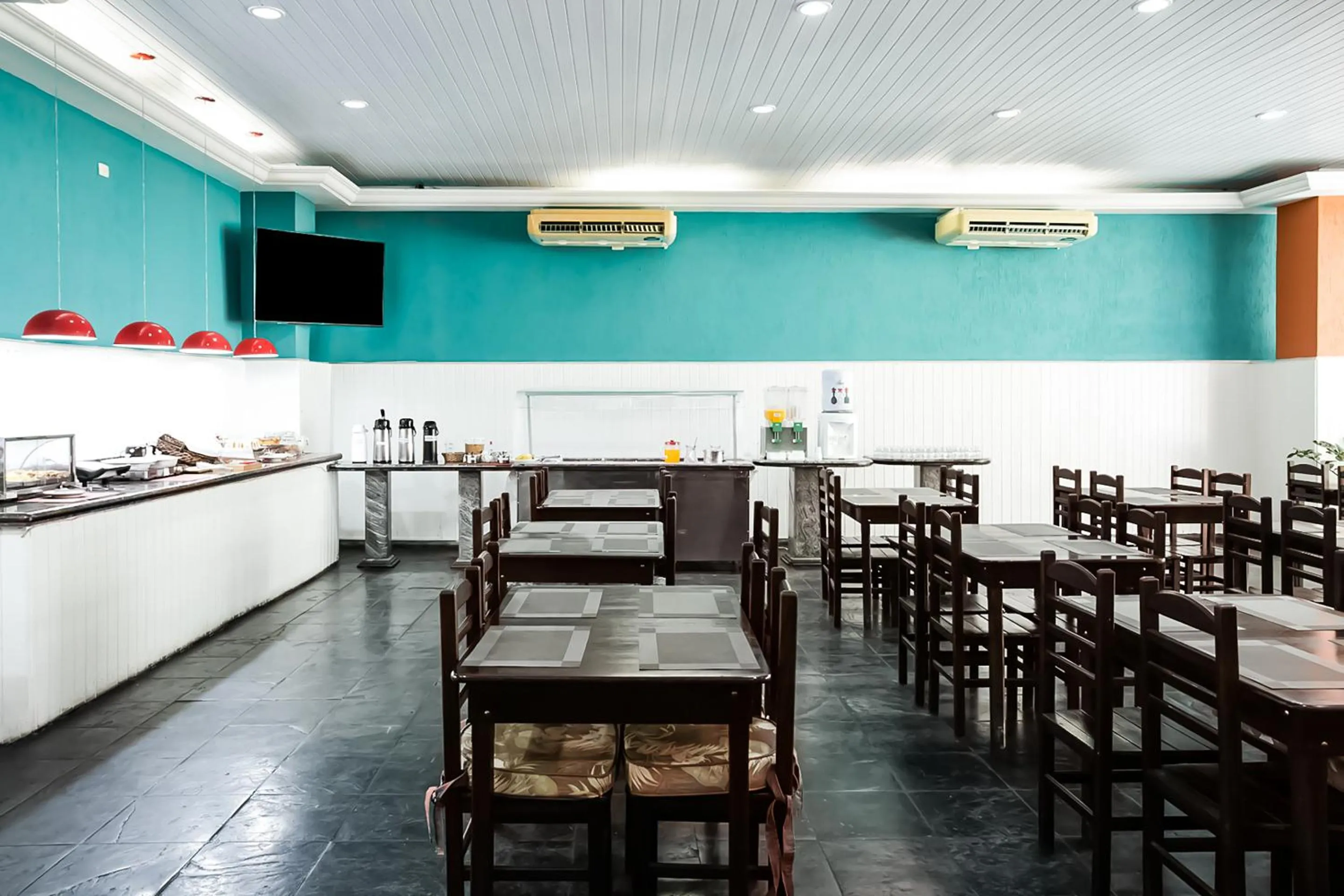 Restaurant/places to eat in Hotel InterAmericana