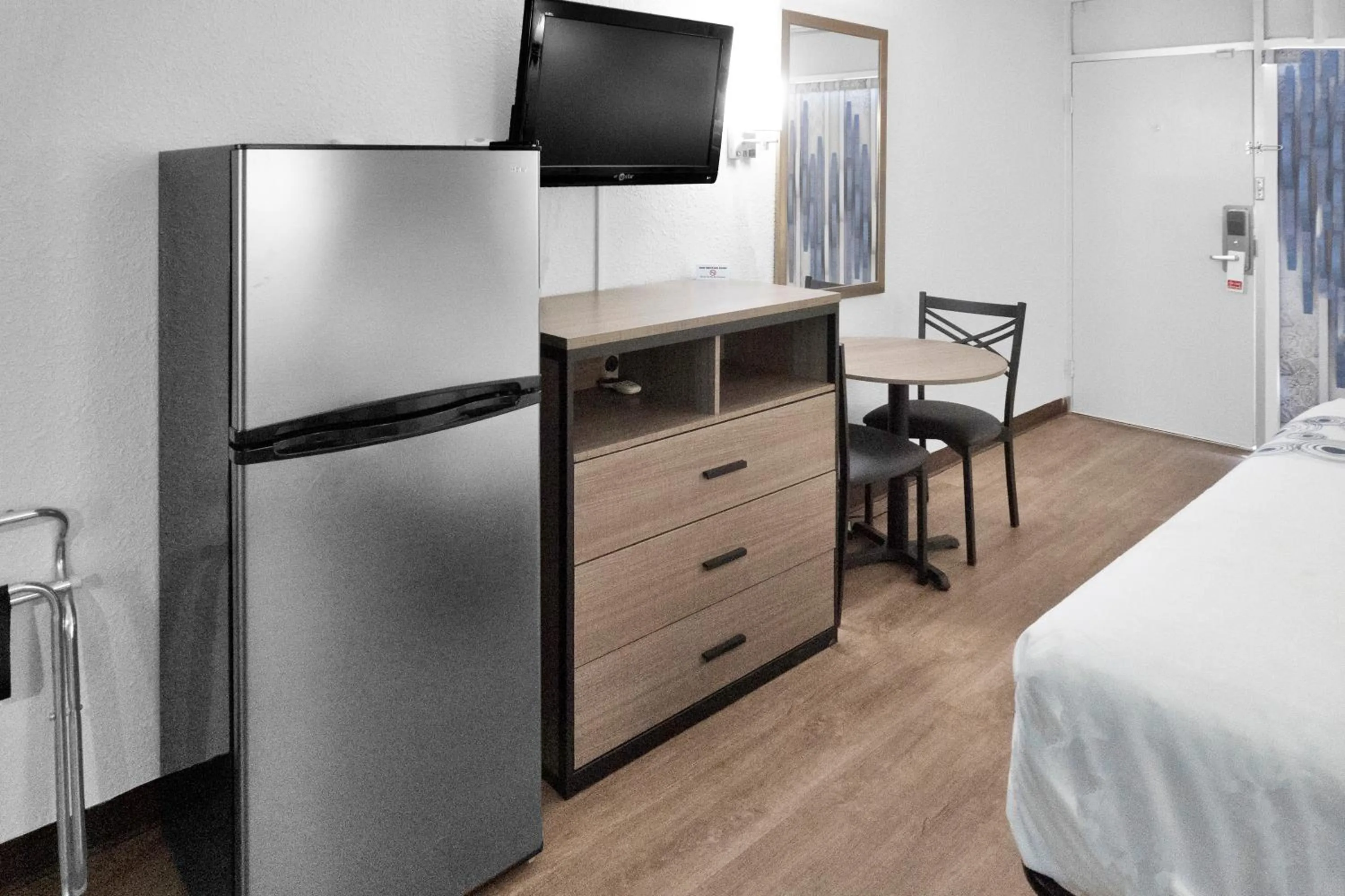 TV/Entertainment Center in Hometown Inn + Kitchen