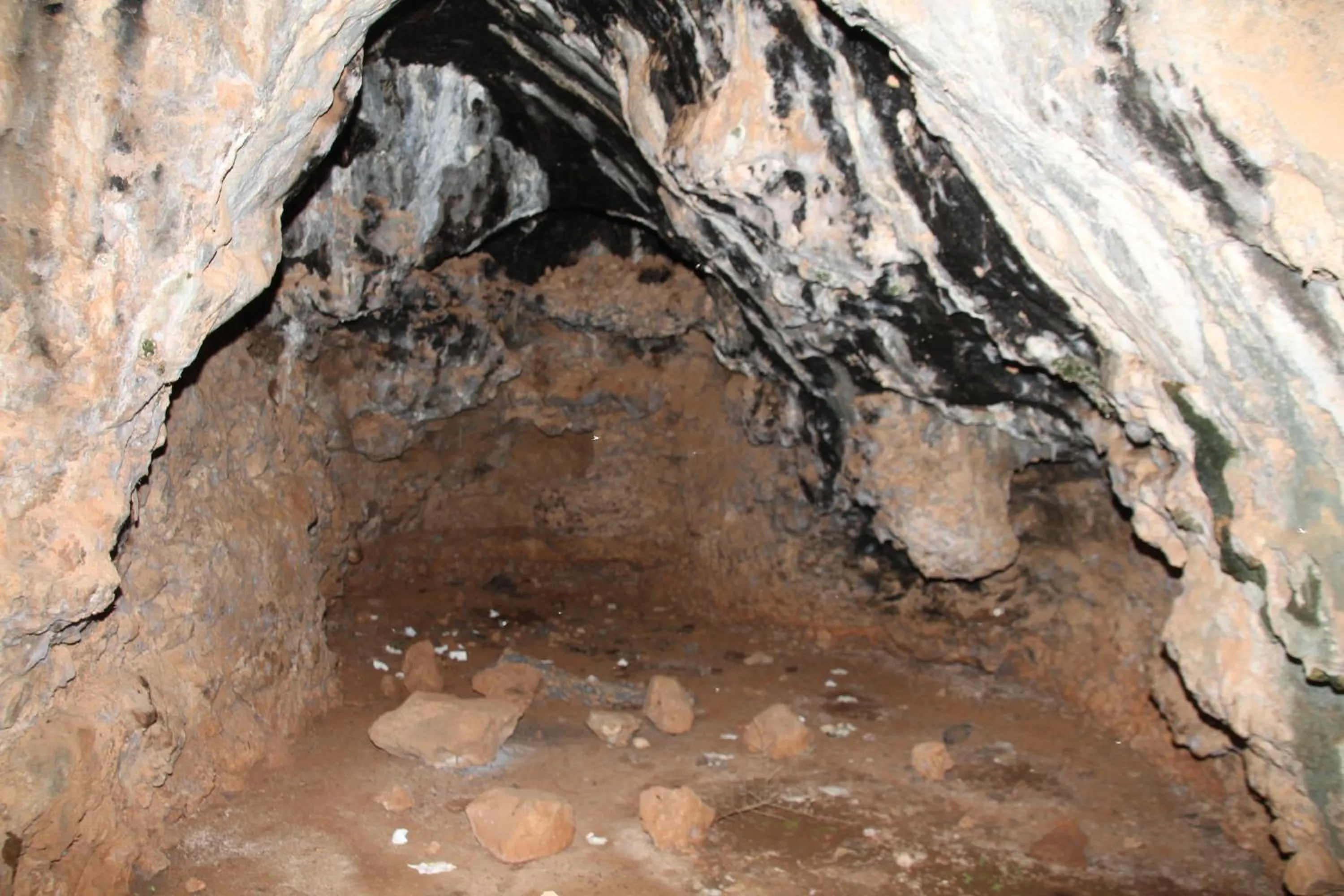 Hiking in Tahla Garden