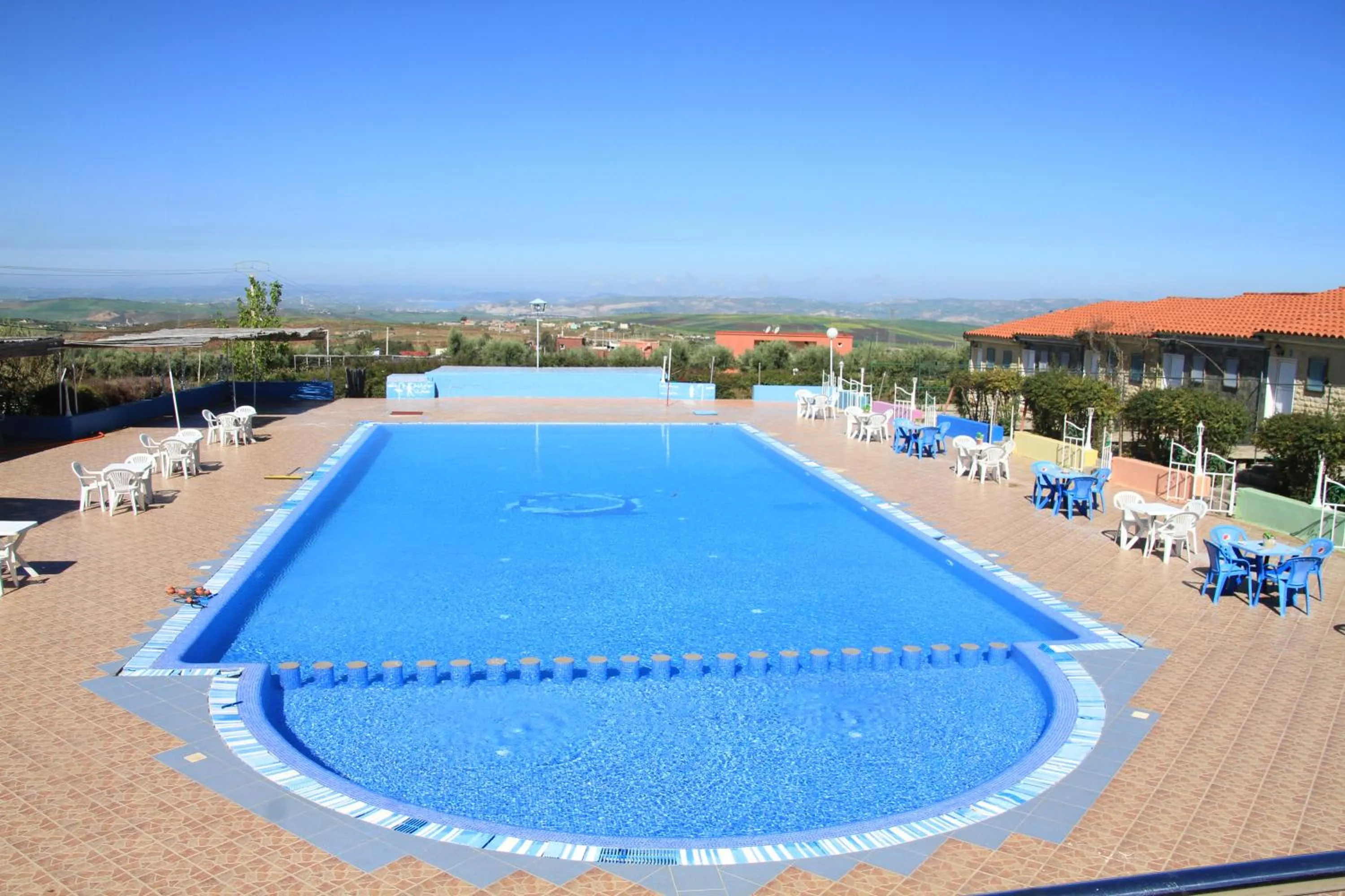 Swimming pool in Tahla Garden