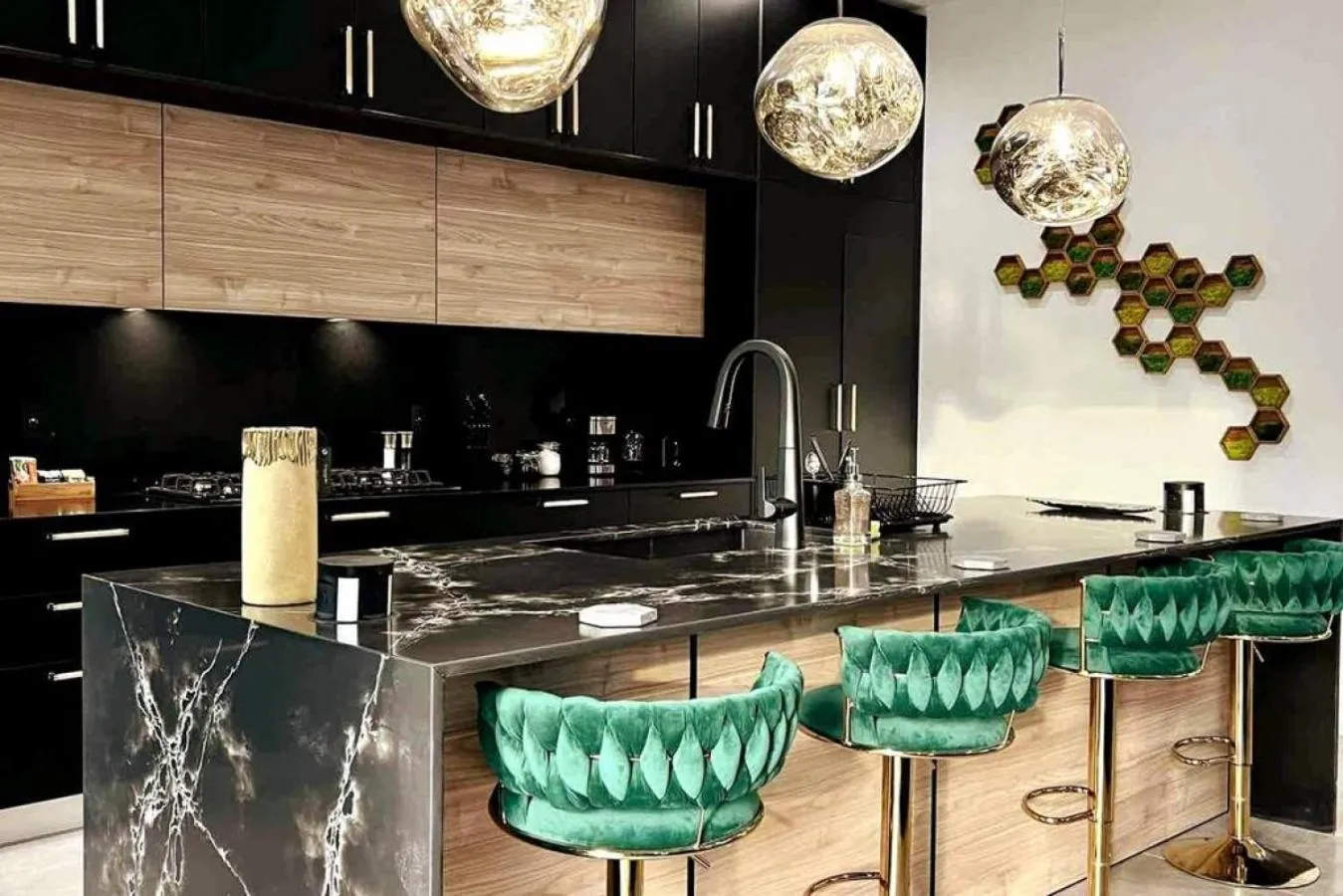 Kitchen or kitchenette in The Elements Home with 2 Pools