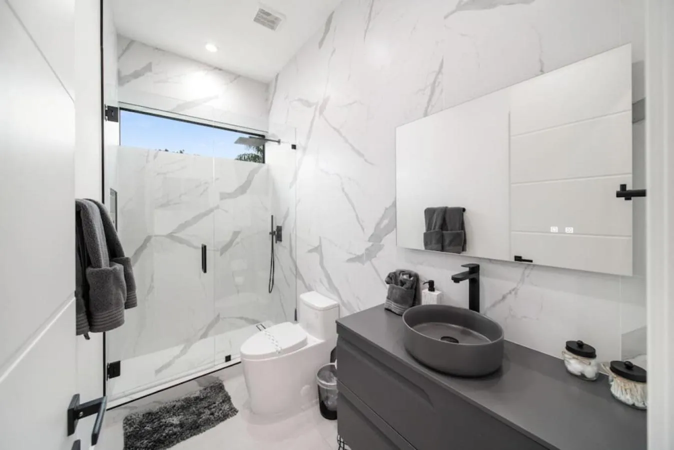 Bathroom in The Elements Home with 2 Pools