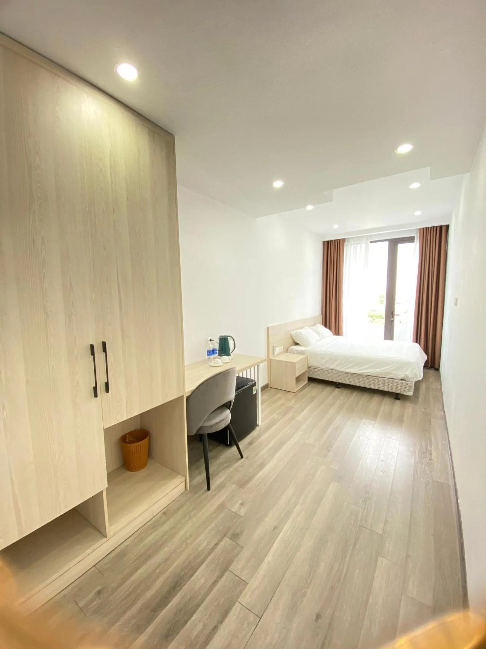 Bed in GOODTECH LUXURY Hotel & Apartment