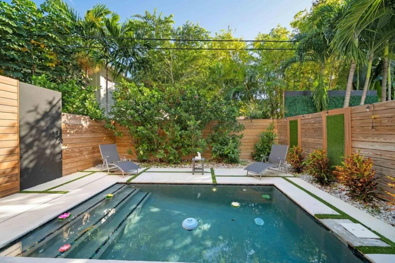 Las Olas Zen Home with Pool and Hot Tub Near Beach