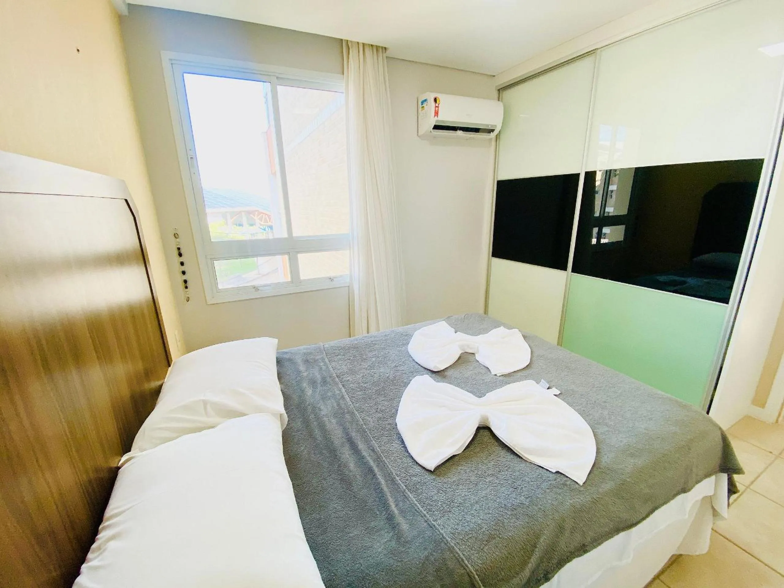 Bedroom, Bed in Resort incrível Vila do Porto