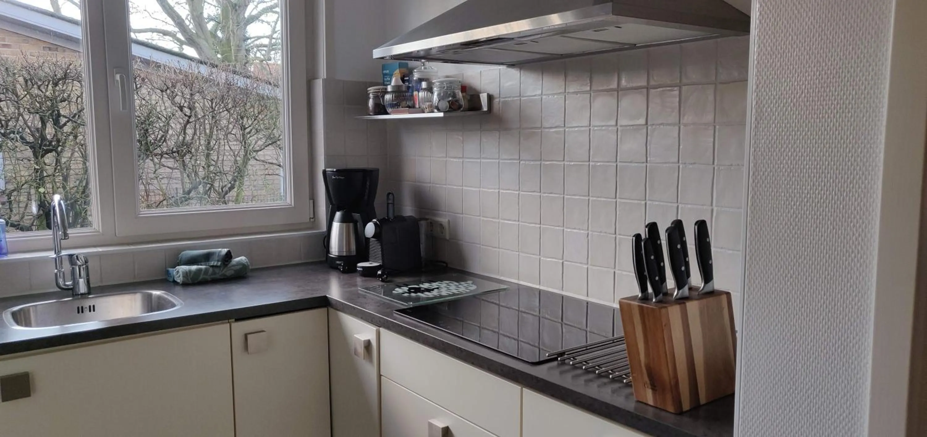 Kitchen or kitchenette in Vakantiebungalow Texel