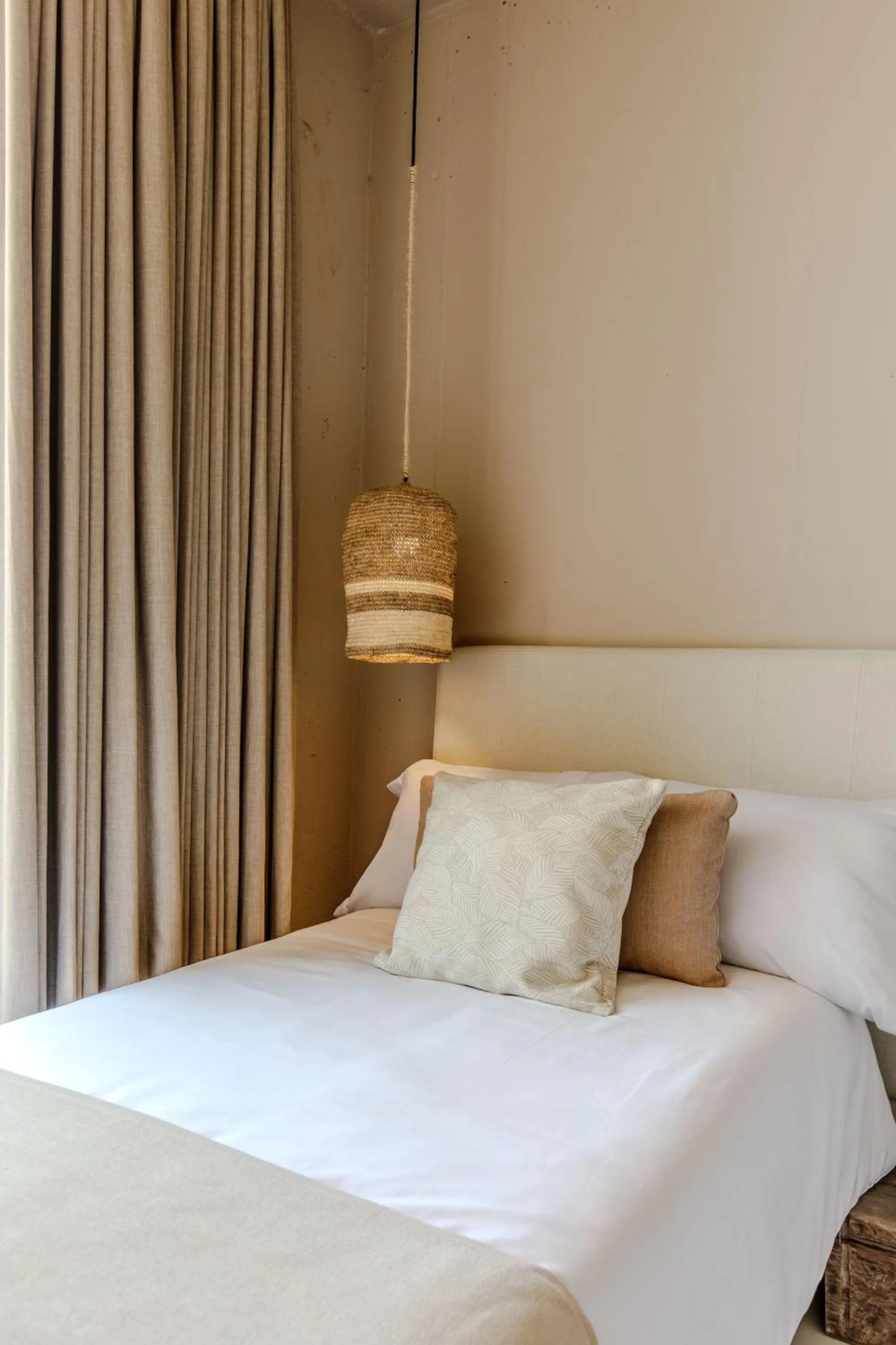 Bedroom, Bed in Bondo Estudio