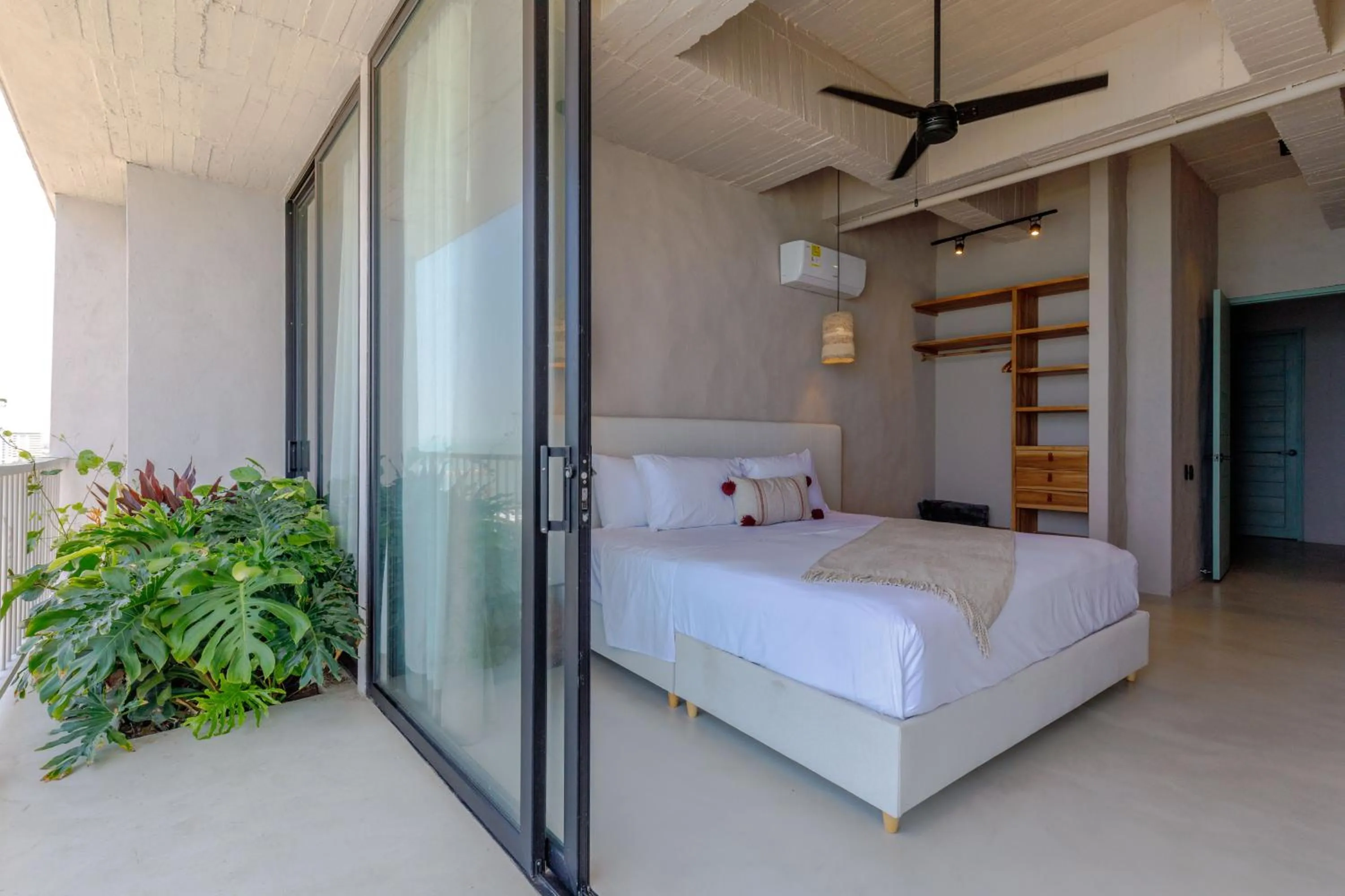 Photo of the whole room, Bed in Bondo Estudio