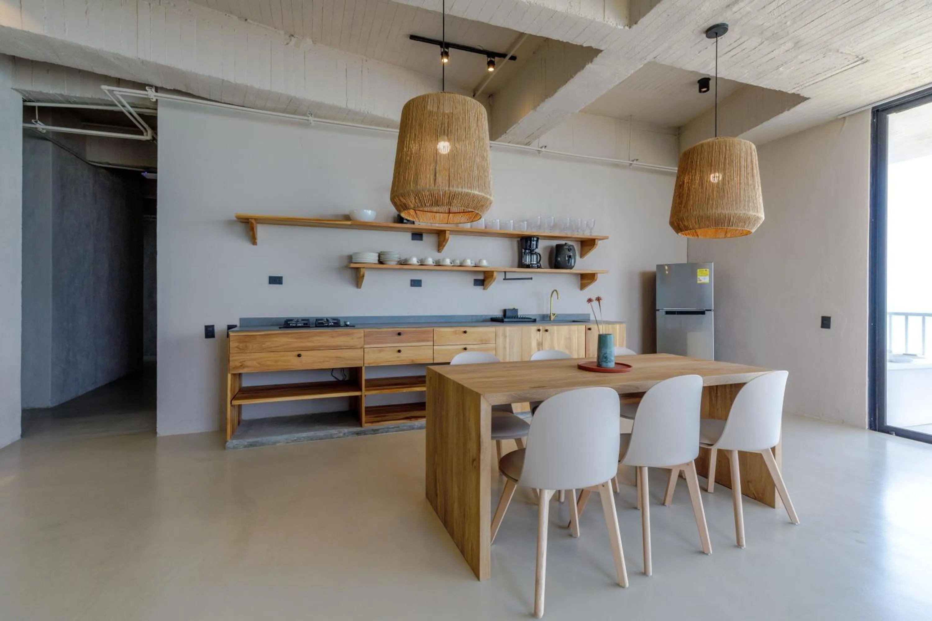 Dining area in Bondo Estudio