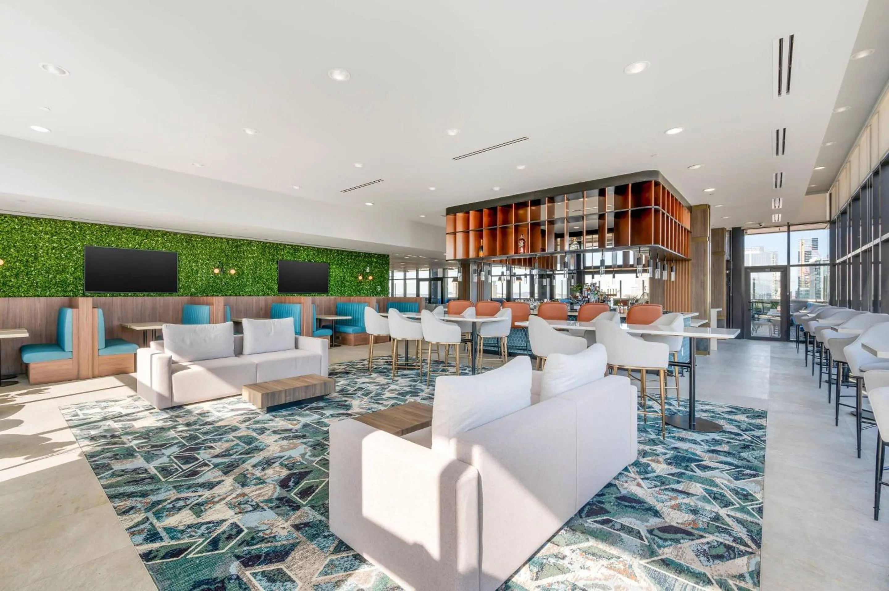 Restaurant/places to eat in Cambria Hotel Nashville Midtown