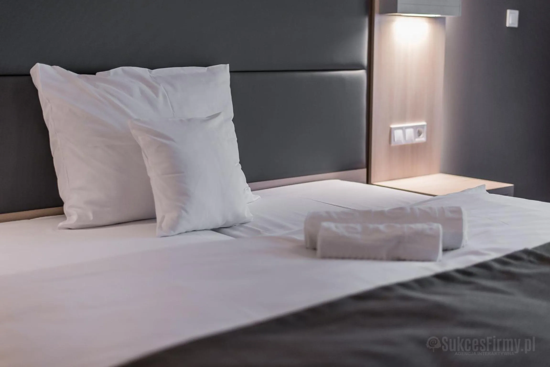 Bed in Hotel Astone Conference & Spa