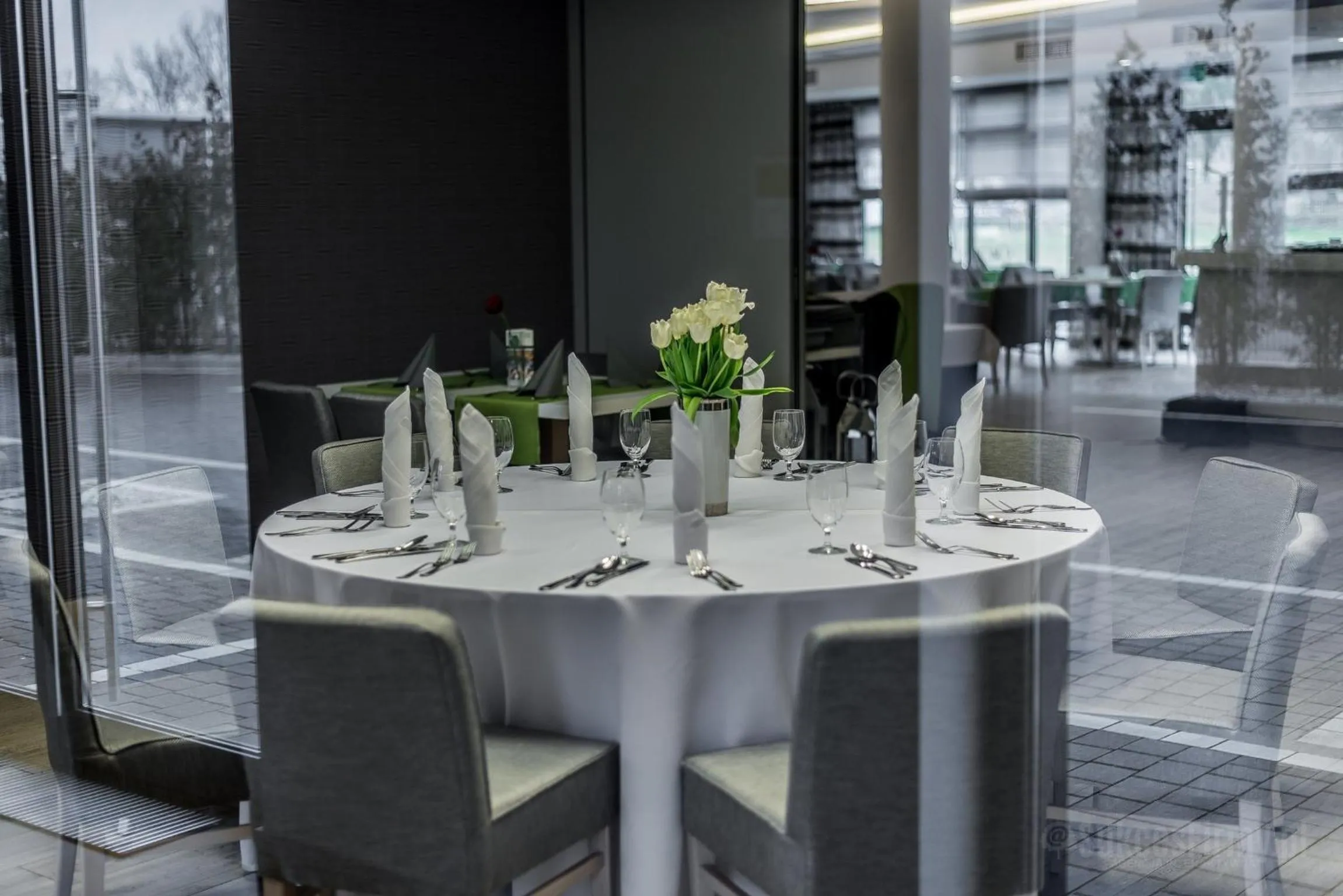 Restaurant/places to eat in Hotel Astone Conference & Spa