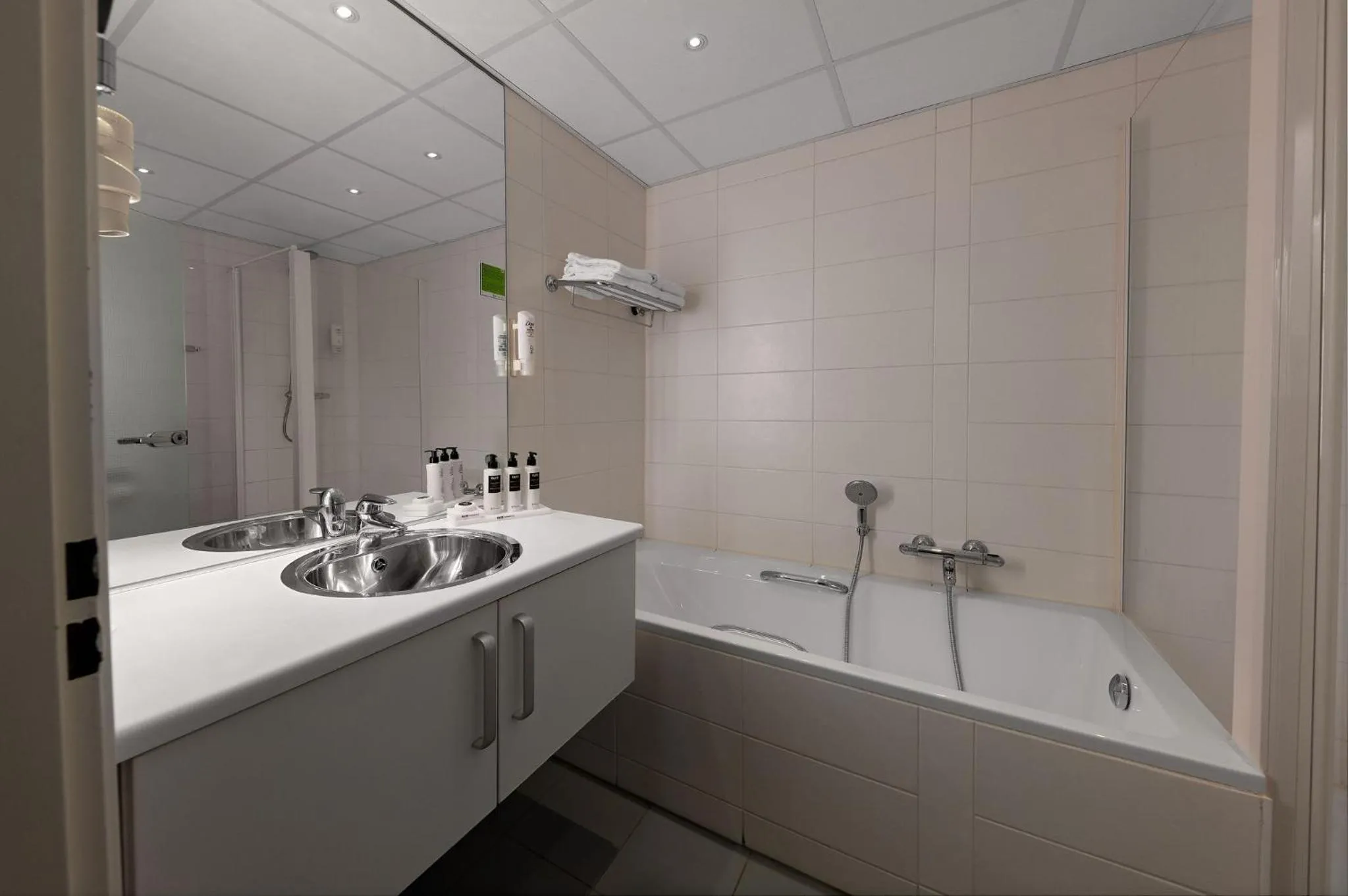 Bathroom in WestCord Hotel de Wadden