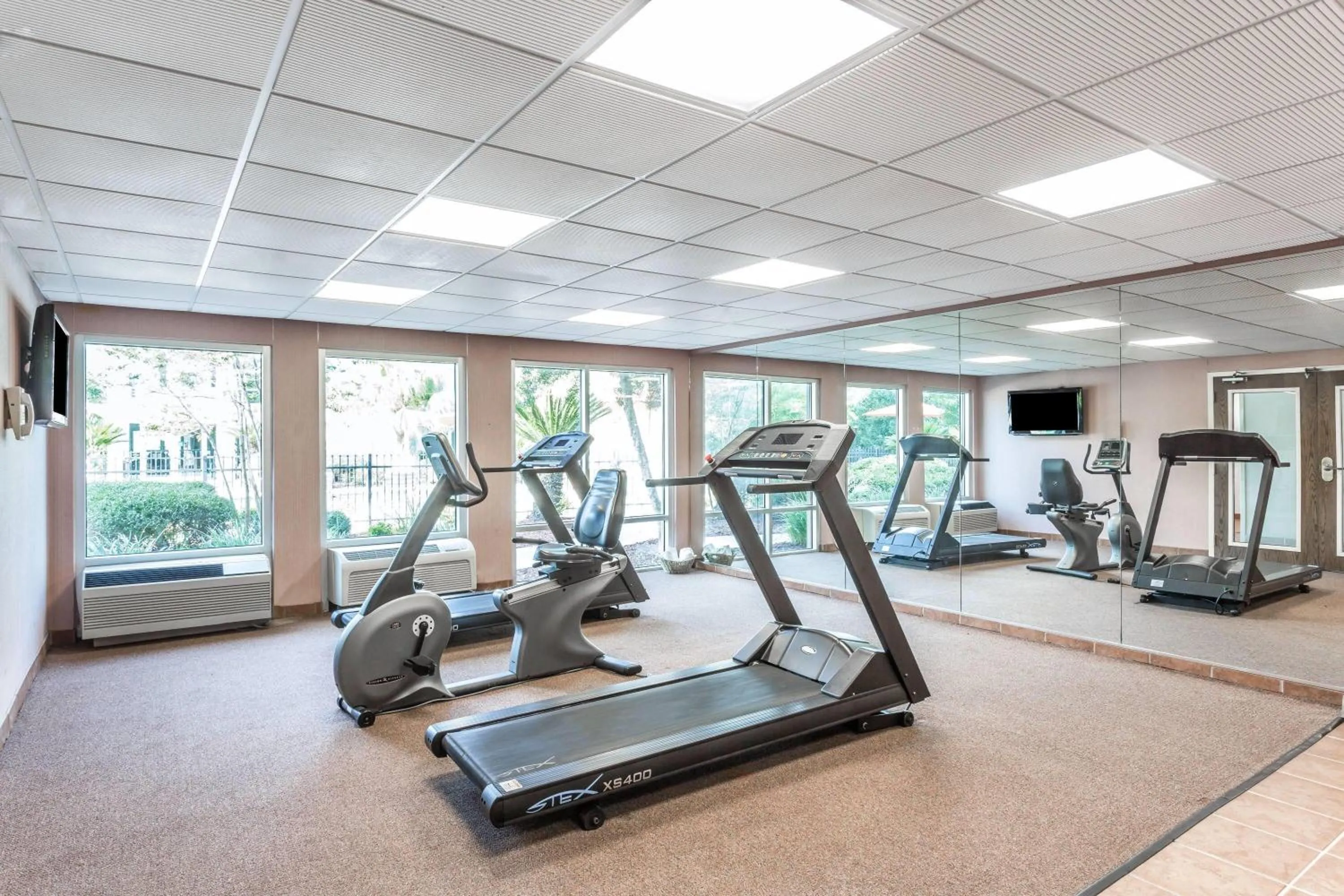 Fitness centre/facilities in Ramada by Wyndham Luling
