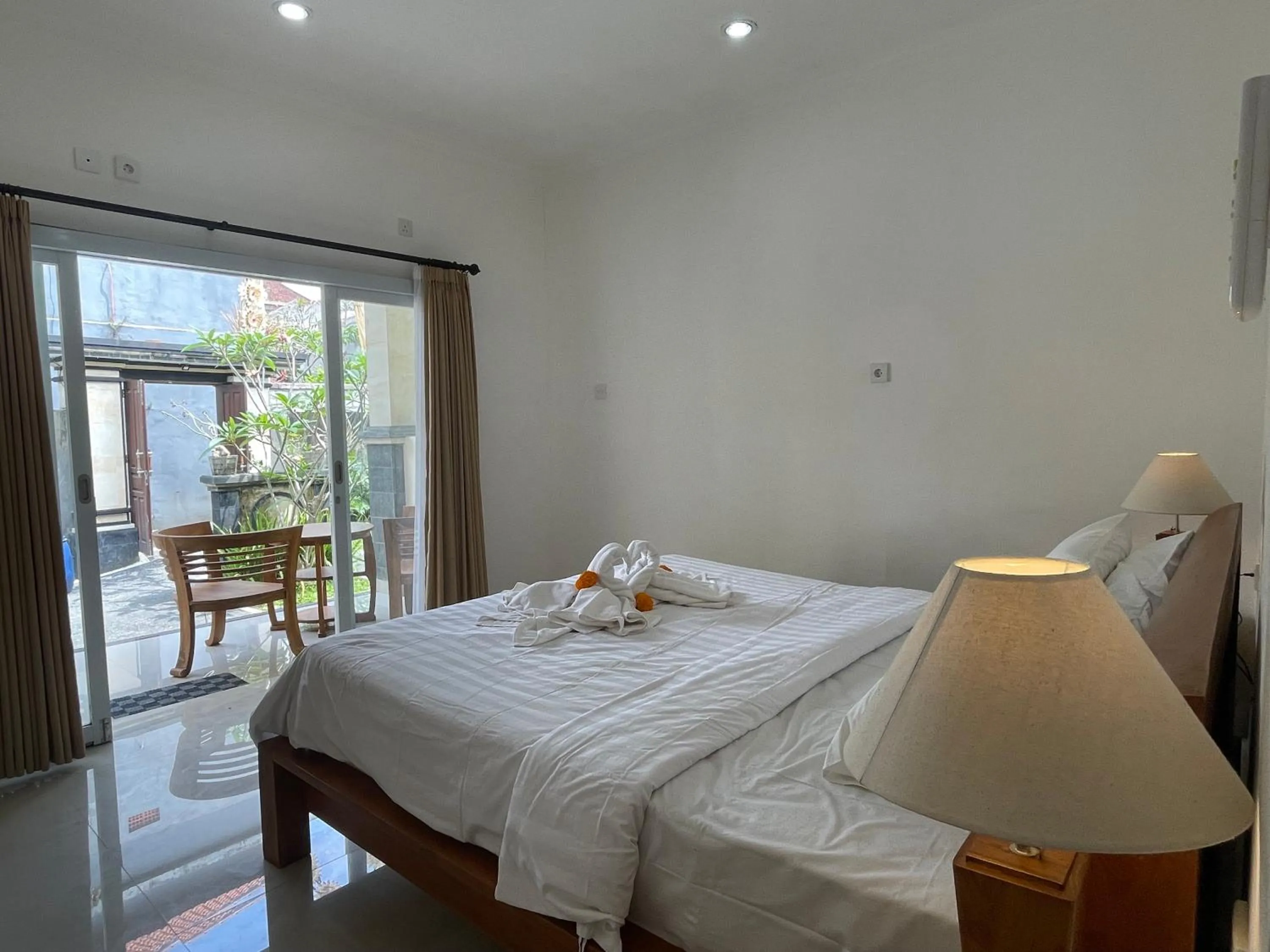 Bed in Moonlight Bisma