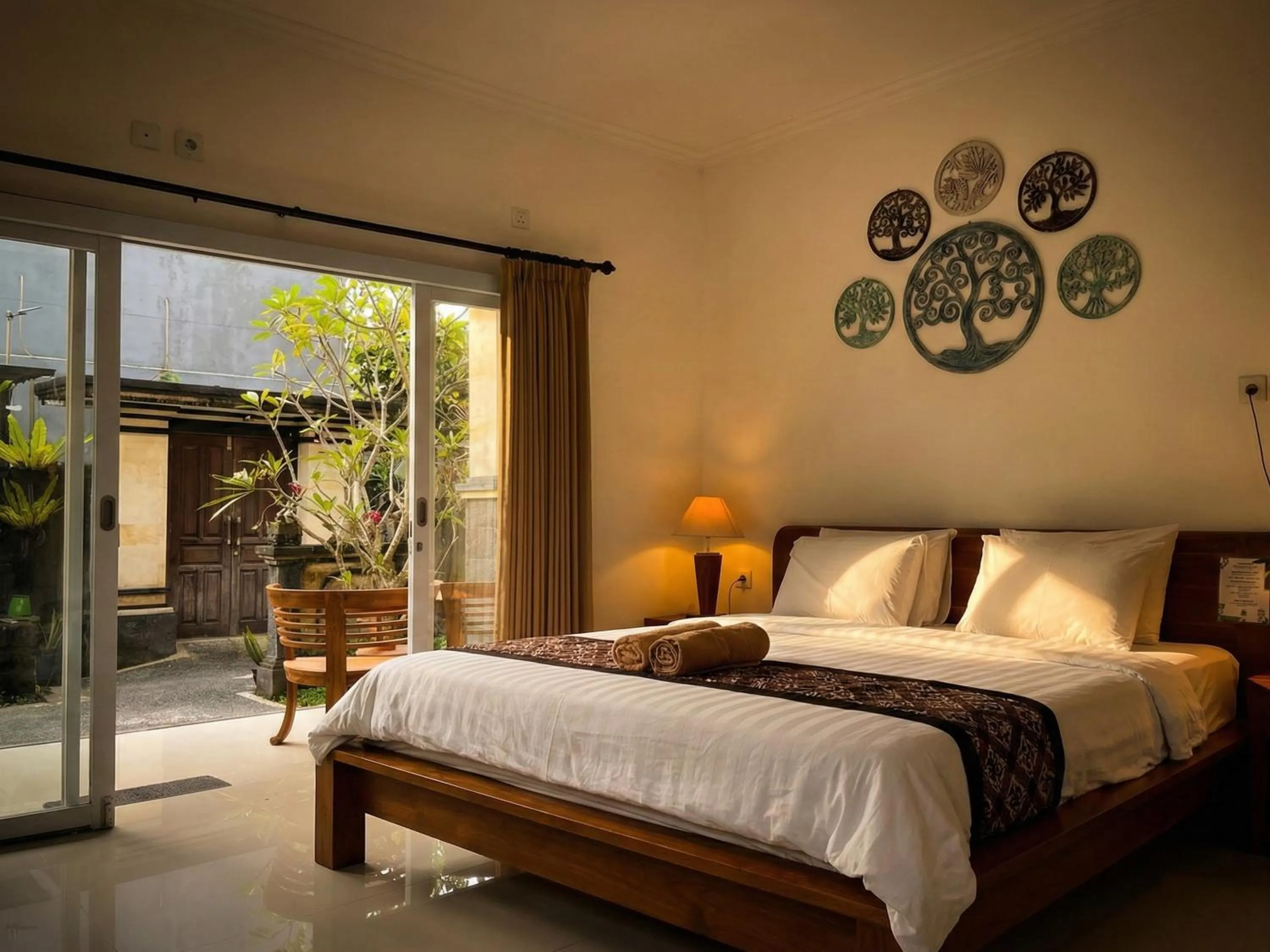 Bed in Moonlight Bisma