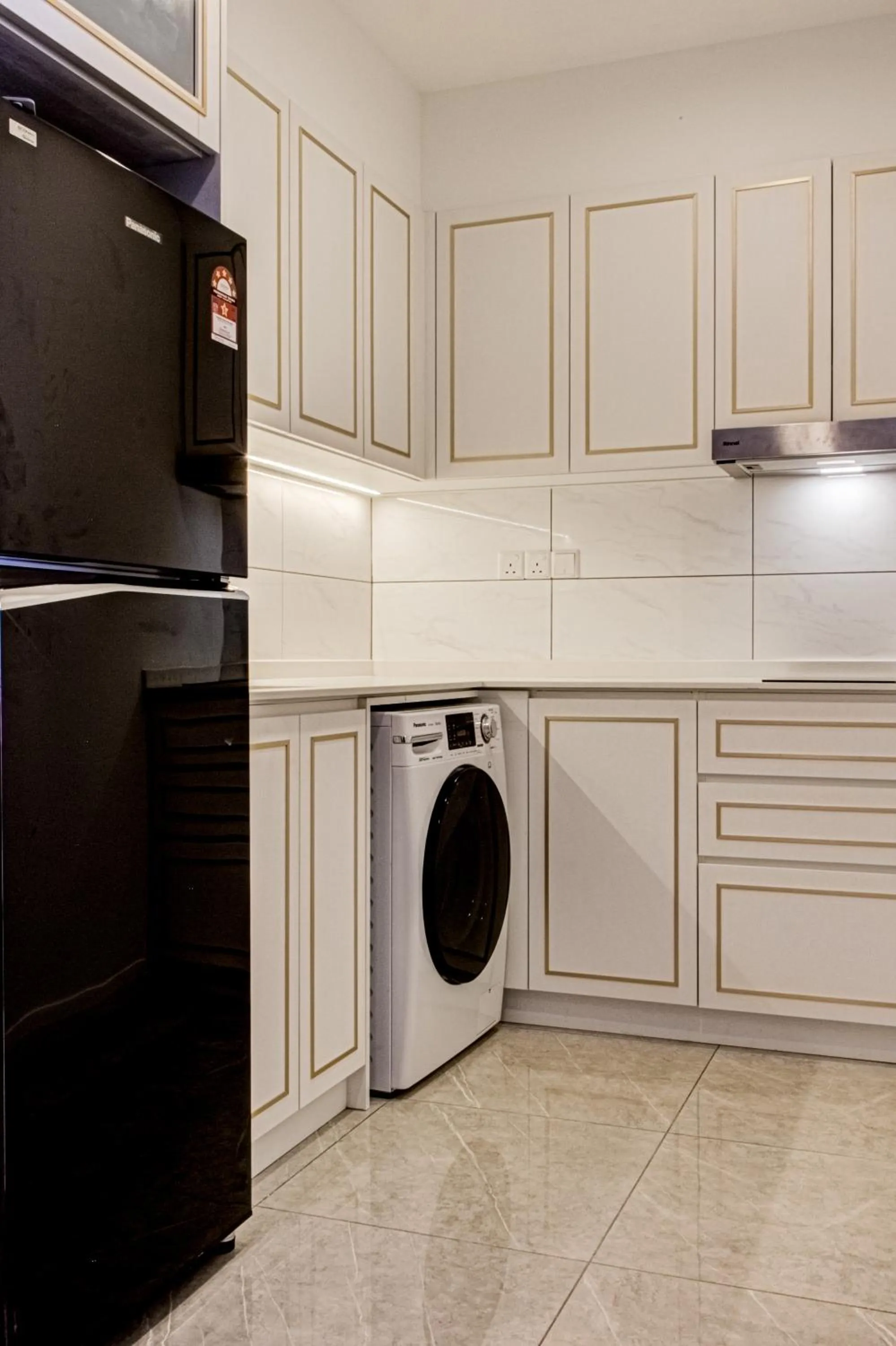 Kitchen or kitchenette in Axon Residence at Pavilion KLCC KL Tower view by KIMIRO