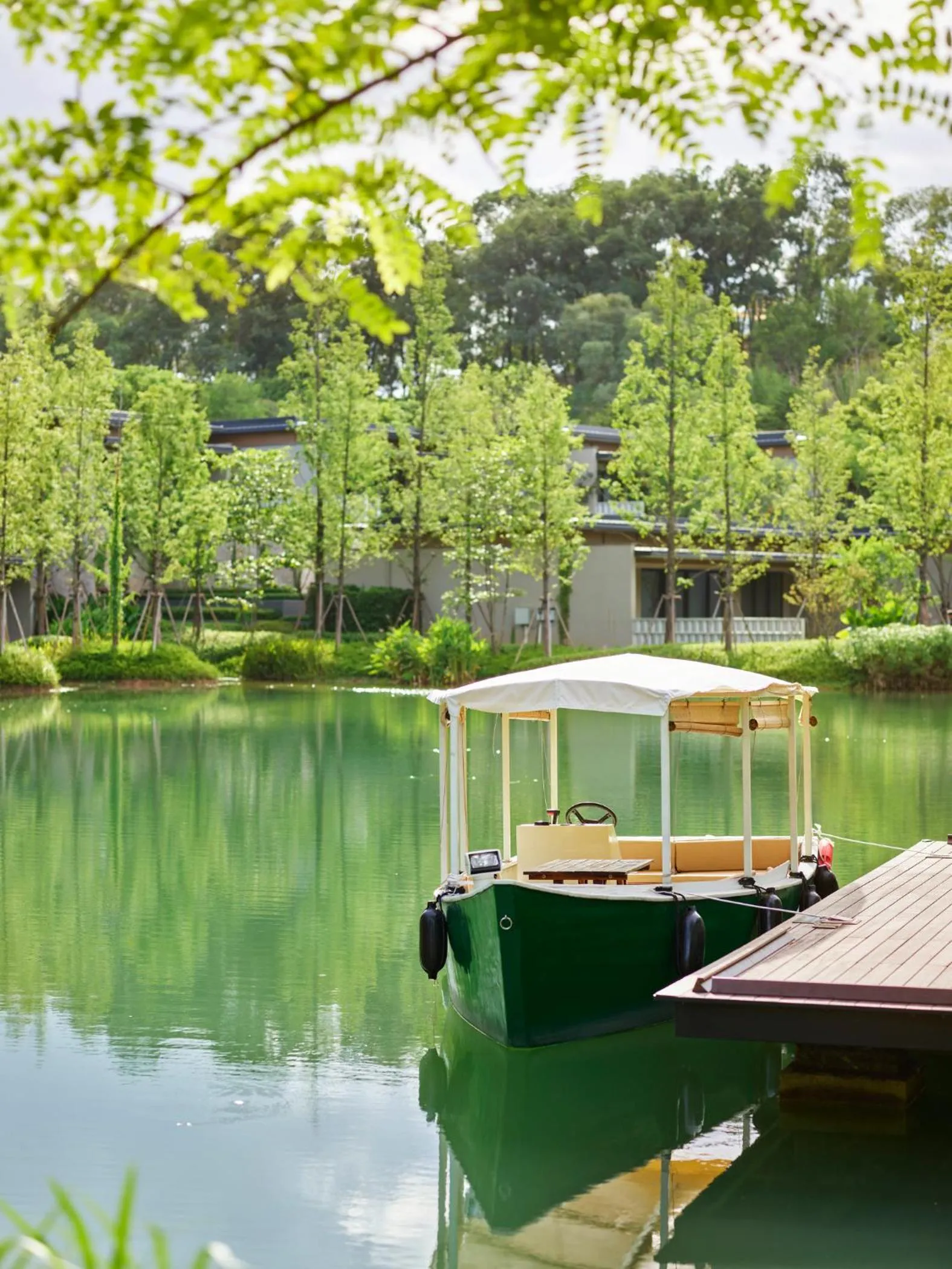 Lake view in Banyan Tree Dongguan Songshan Lake