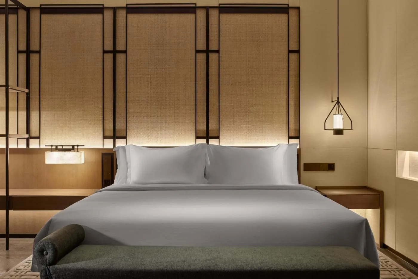 Bed in Banyan Tree Dongguan Songshan Lake