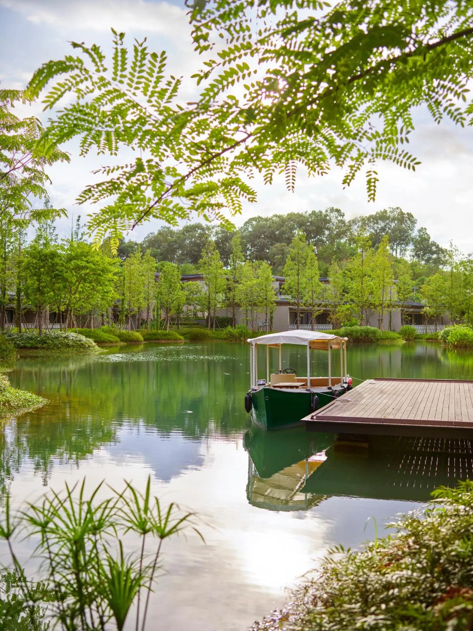 Lake view in Banyan Tree Dongguan Songshan Lake