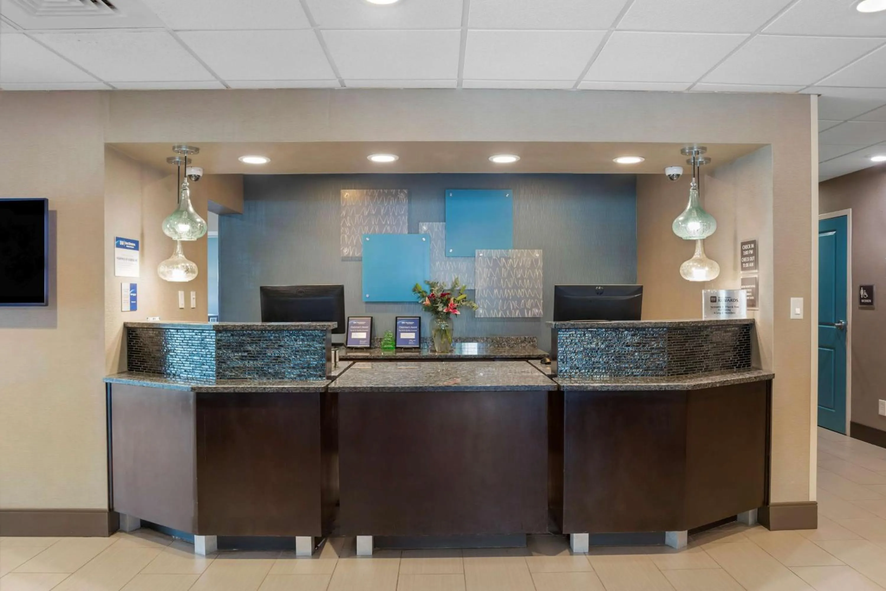 Lobby or reception in Best Western Plus Tallahassee North Hotel