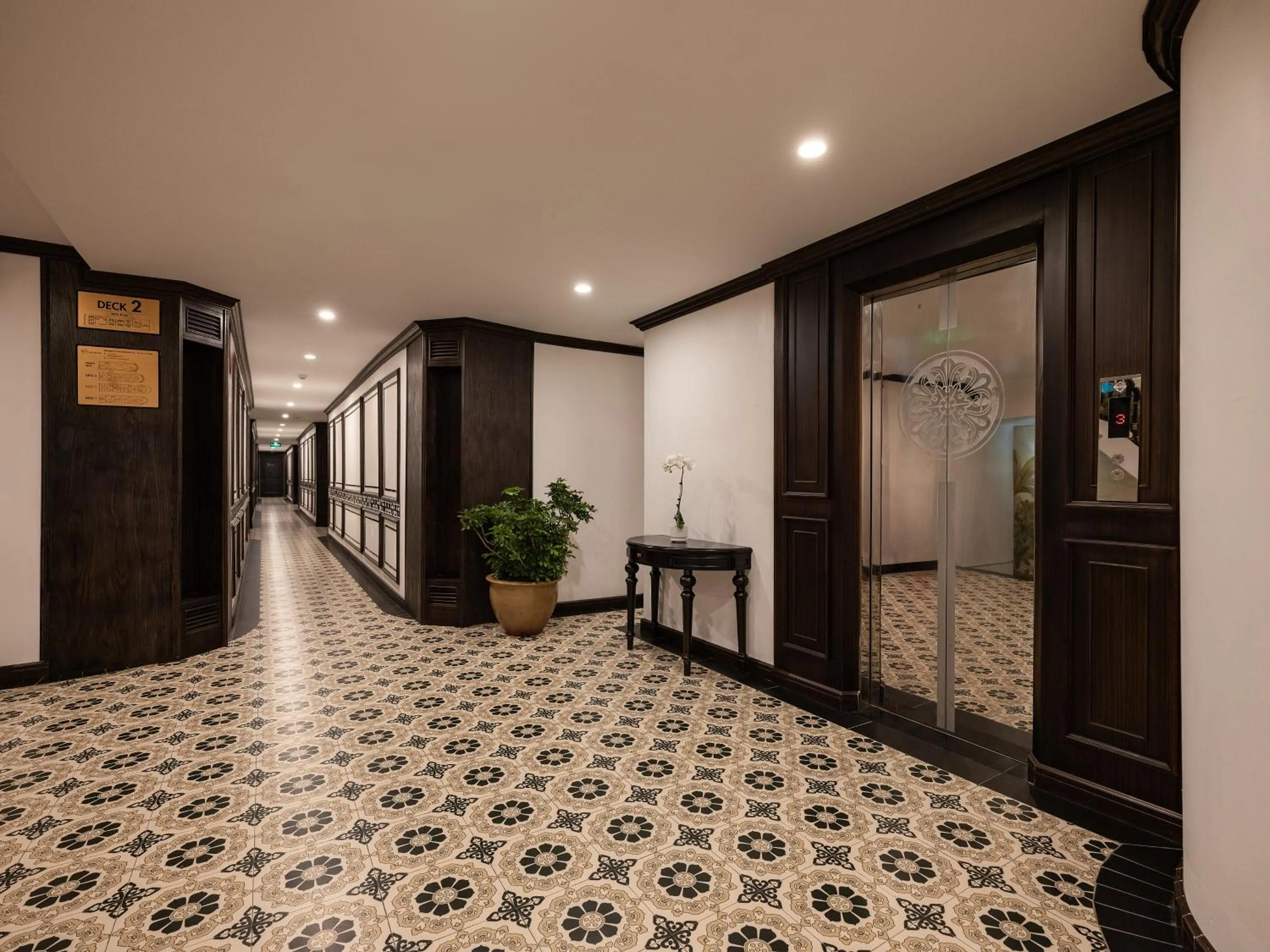 elevator in Venus Cruises Halong Bay by Venus Group