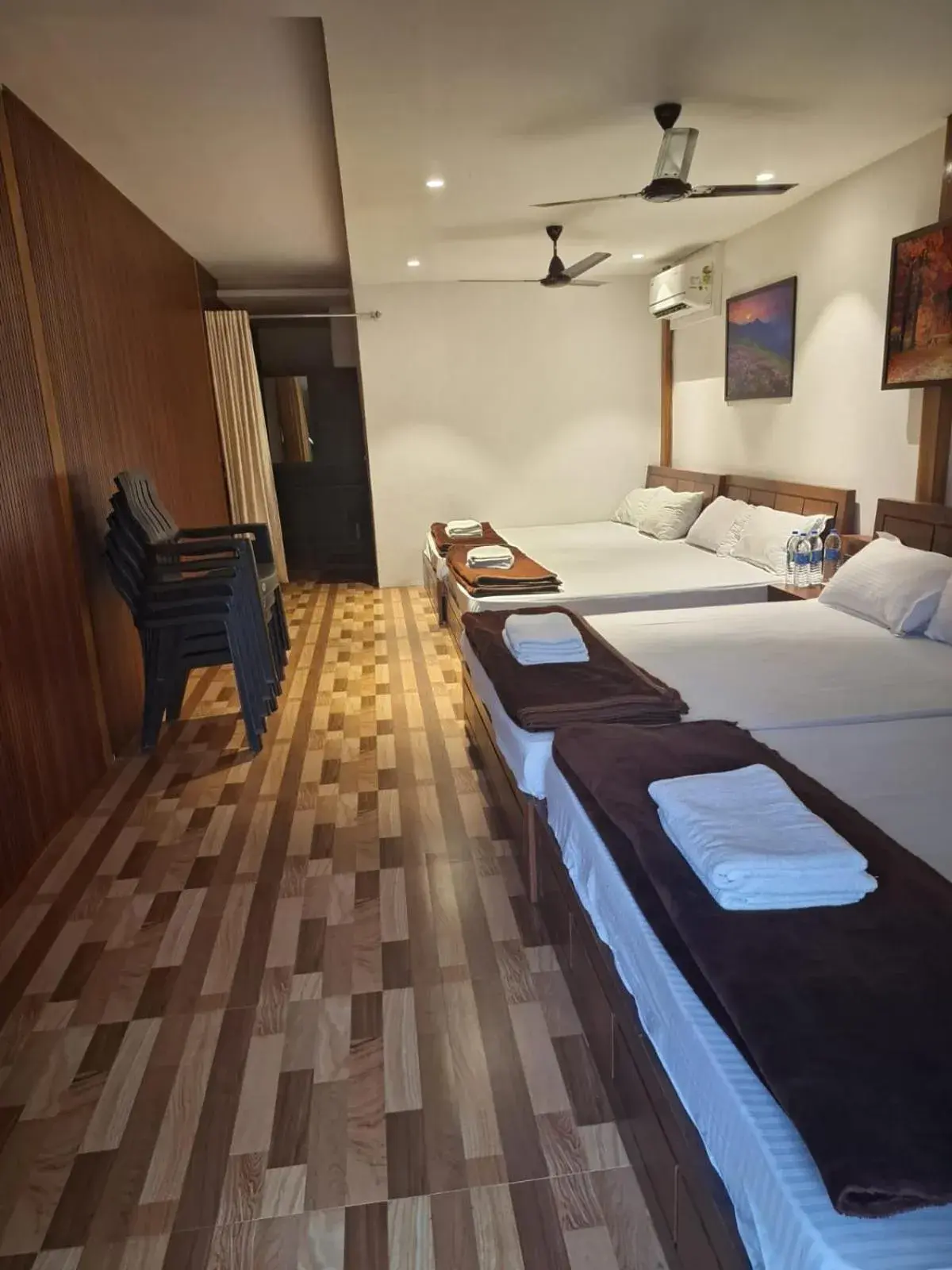 4-Bed Mixed Dormitory Room in DAN Resorts & Weddings 4-Bed Mixed Dormitory Room in DAN Resorts & Weddings