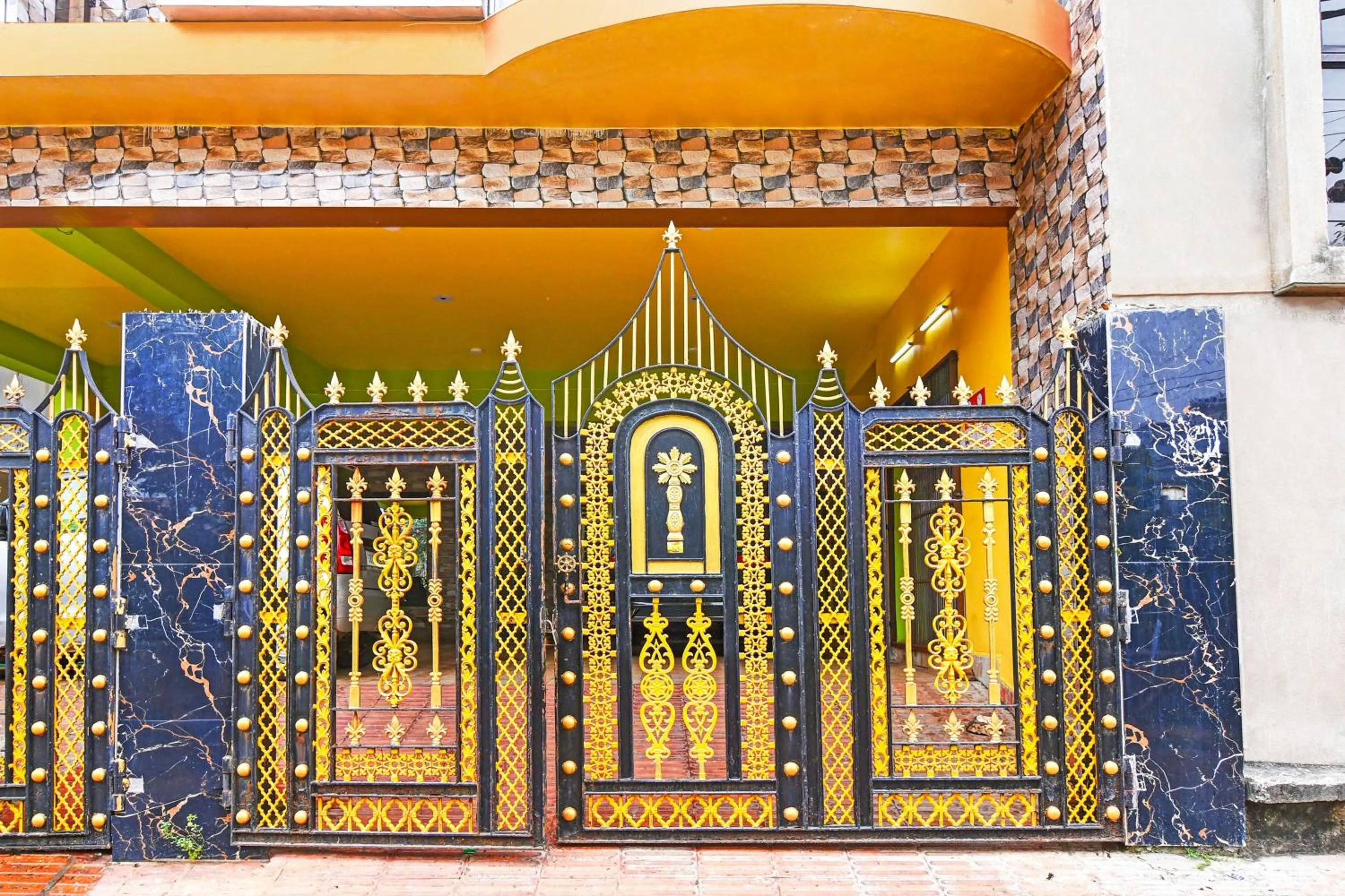 Facade/entrance in Hotel O Newmoon Inn