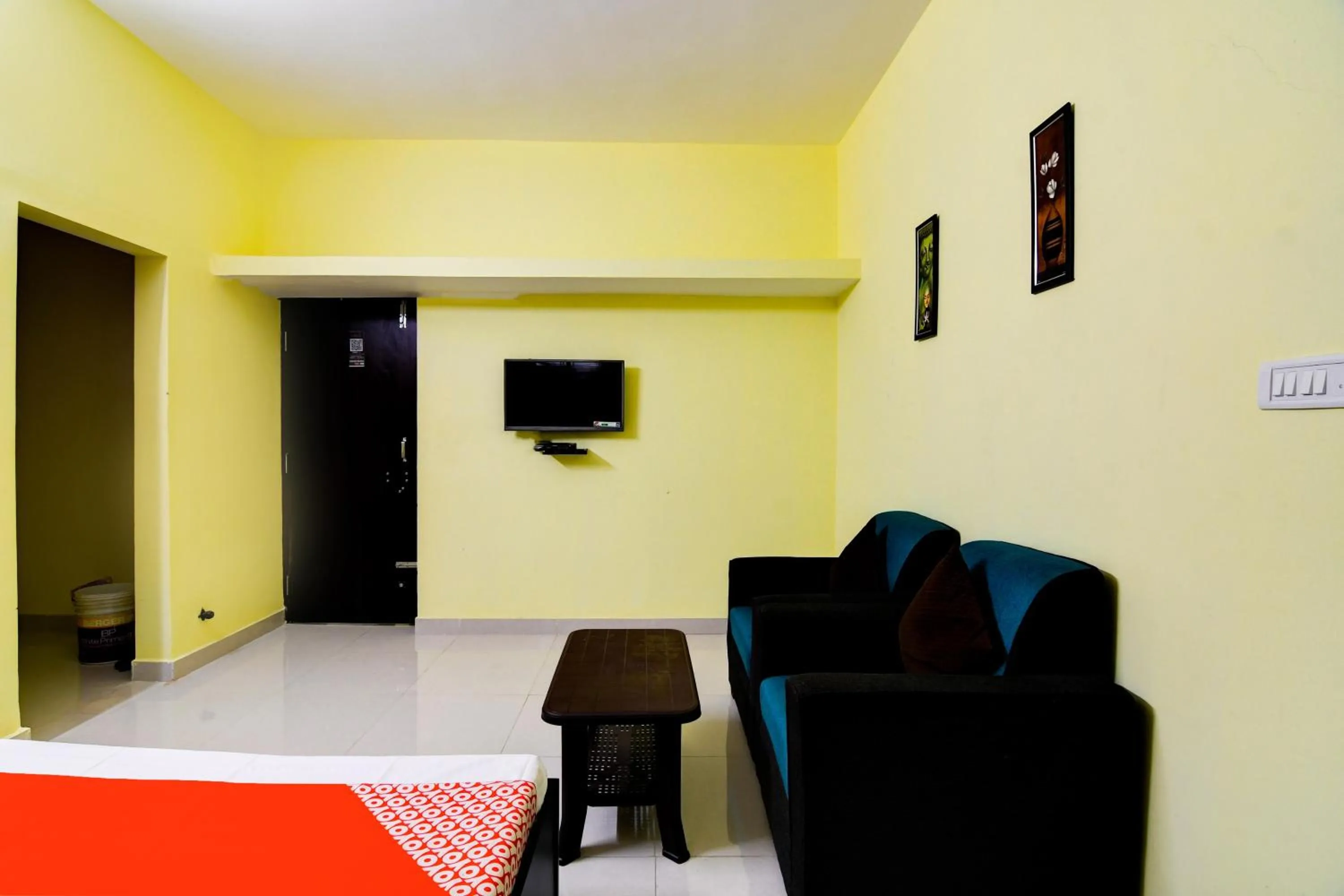 Lobby or reception, Bed in Hotel O Sri Balaji Guest House