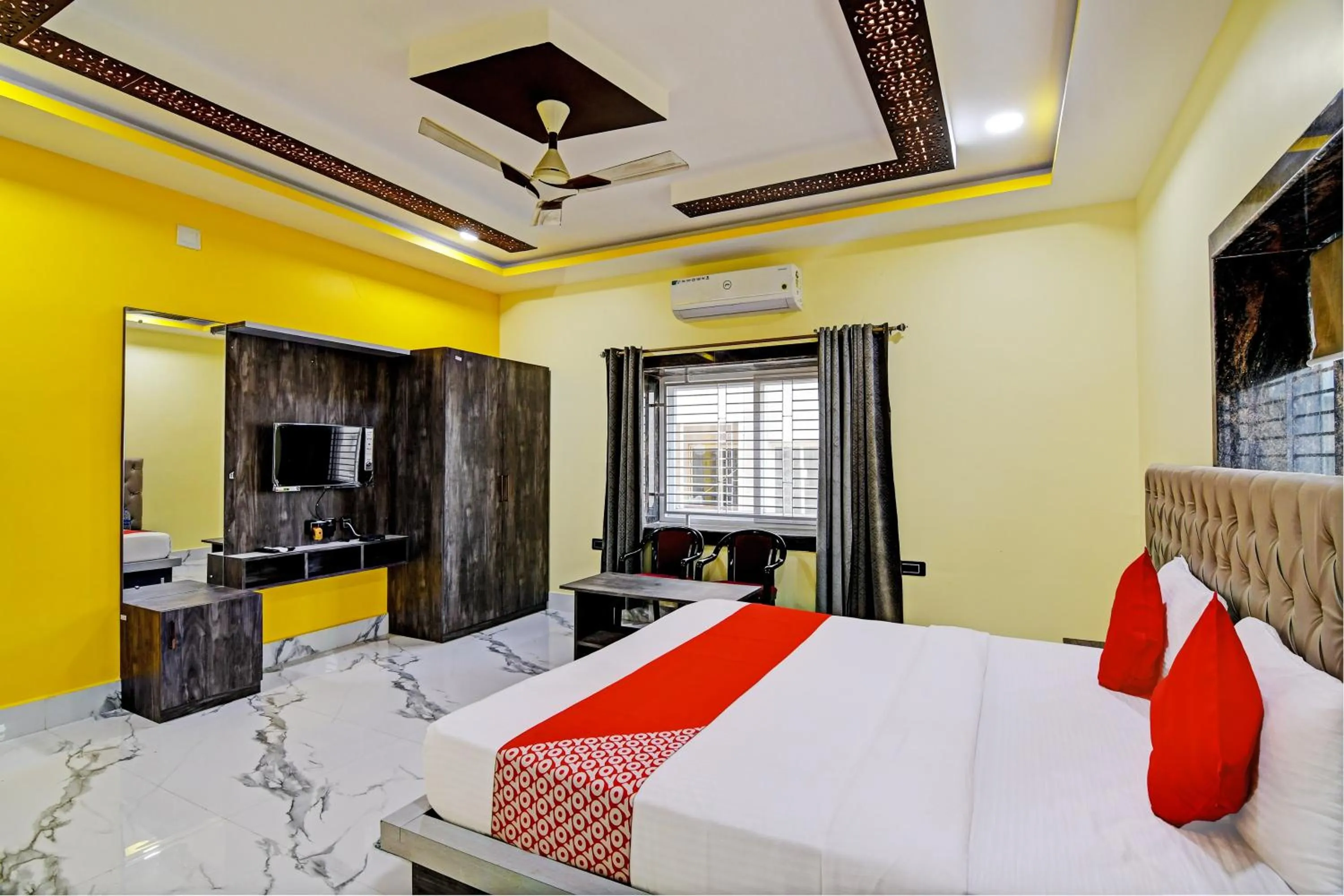 Bedroom in Hotel O SRI SAI PALACE