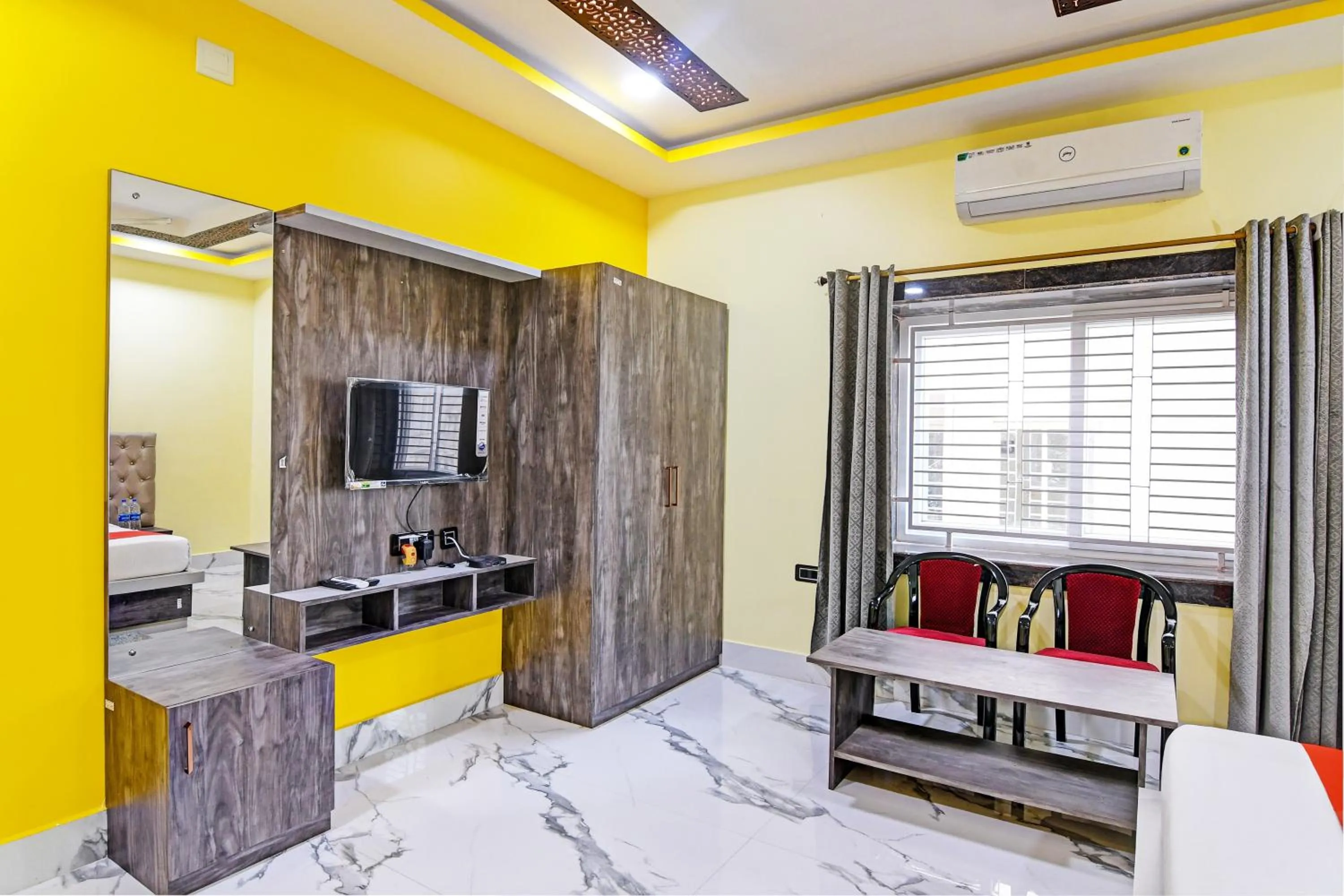 Facade/entrance in Hotel O SRI SAI PALACE