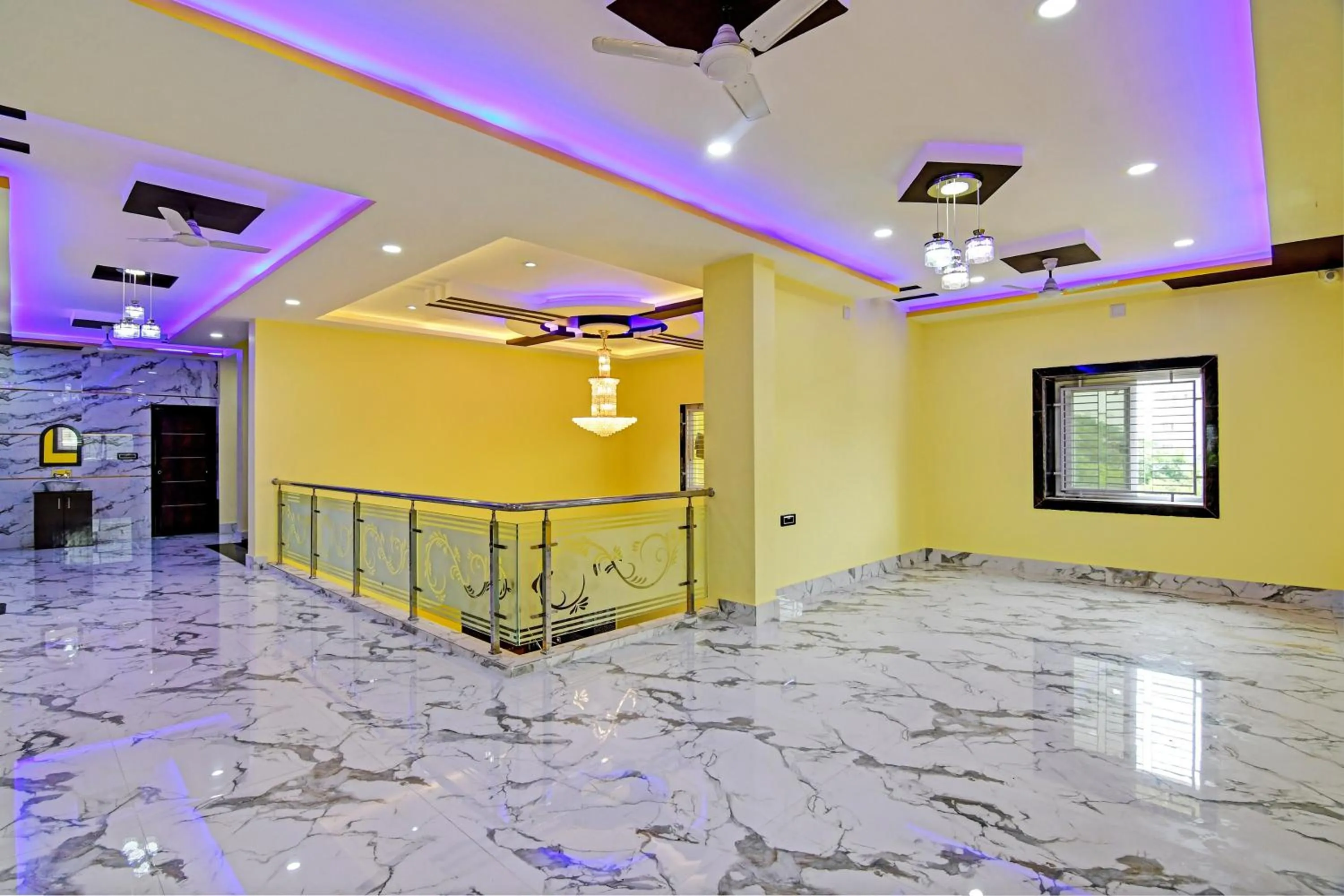 Lobby or reception in Hotel O SRI SAI PALACE