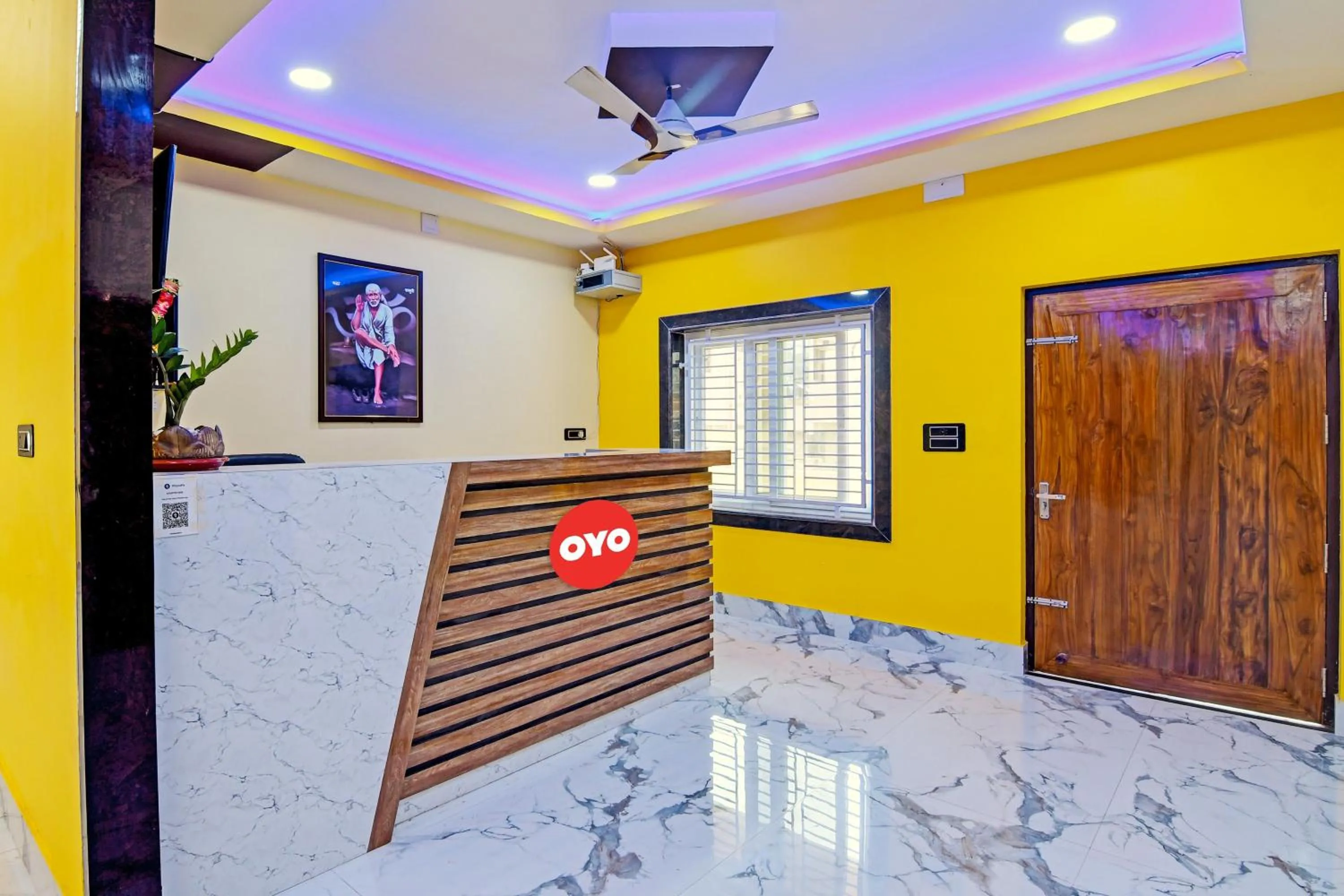 Lobby or reception in Hotel O SRI SAI PALACE