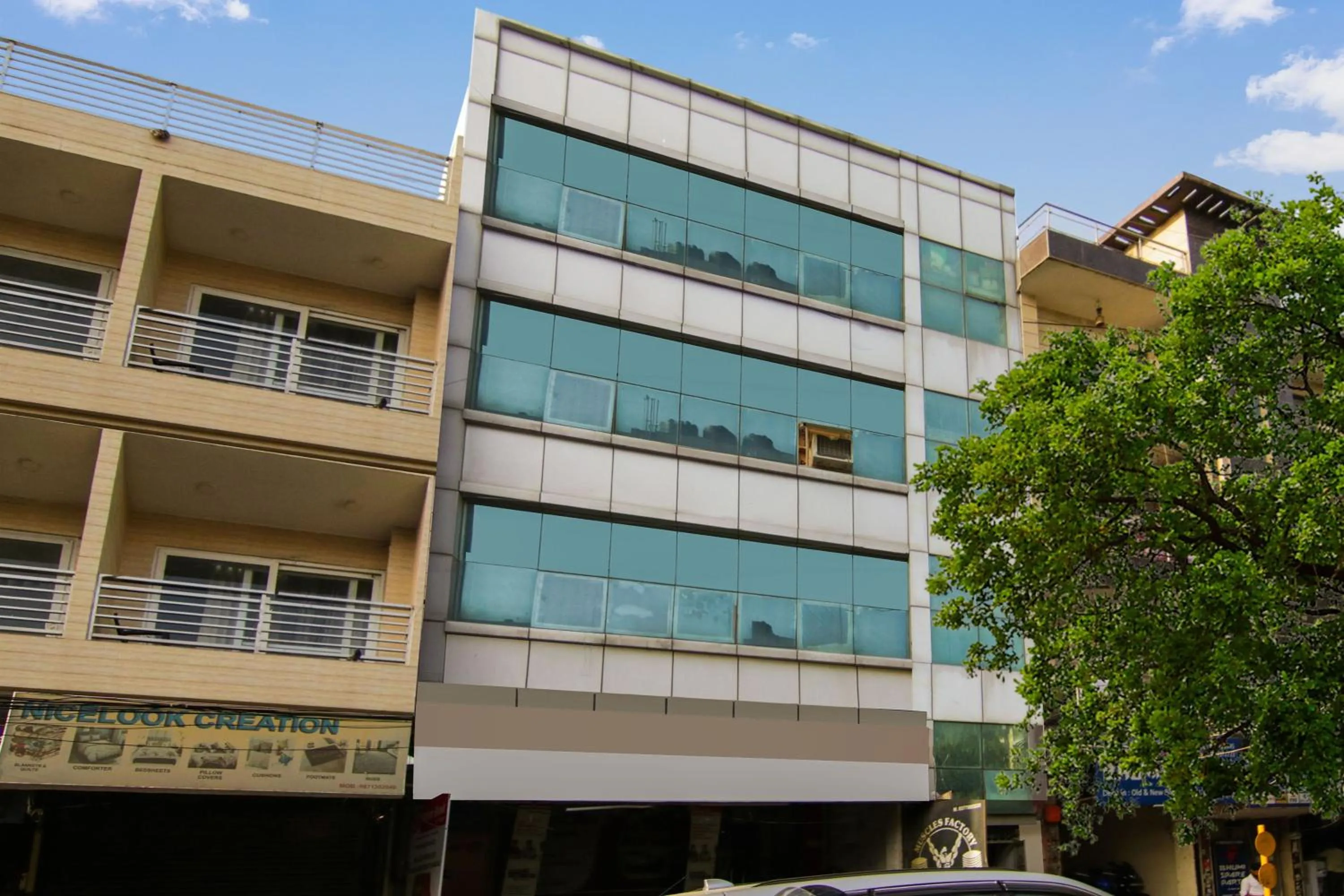 Facade/entrance in Hotel O Silver Key