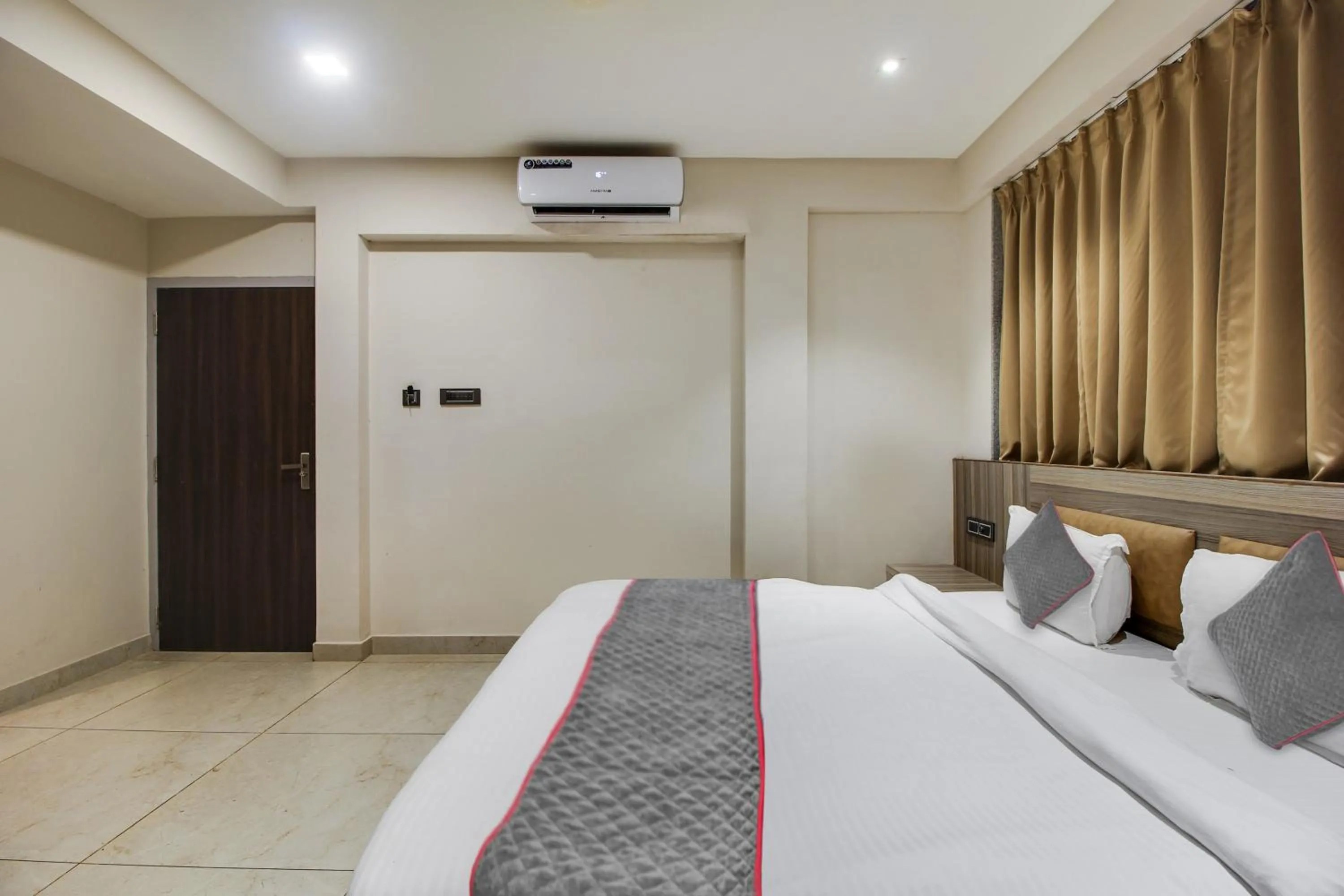 Bedroom in Collection O Avasa Grand