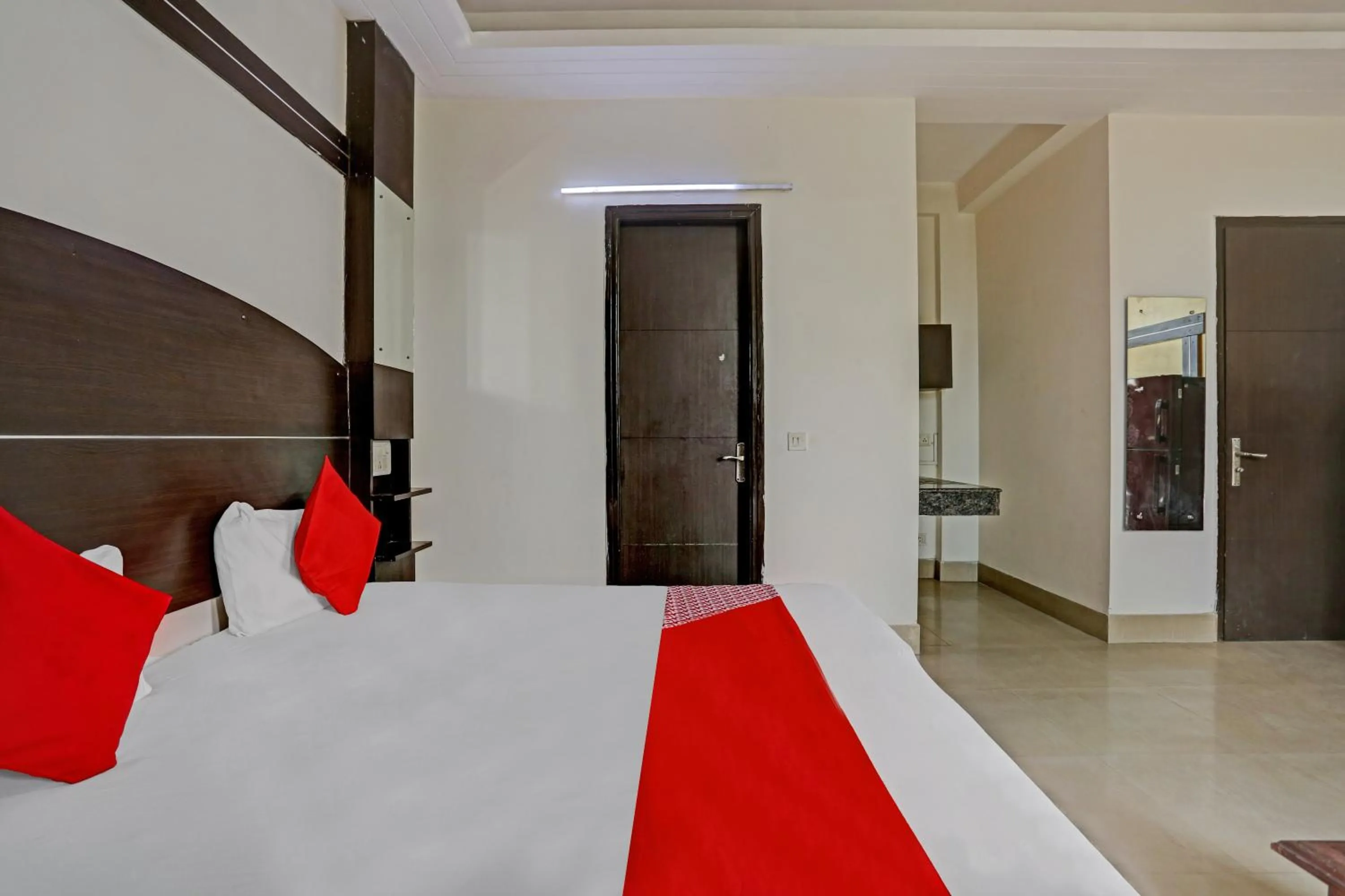 Bedroom, Bed in OYO Flagship Hotel Moonlight