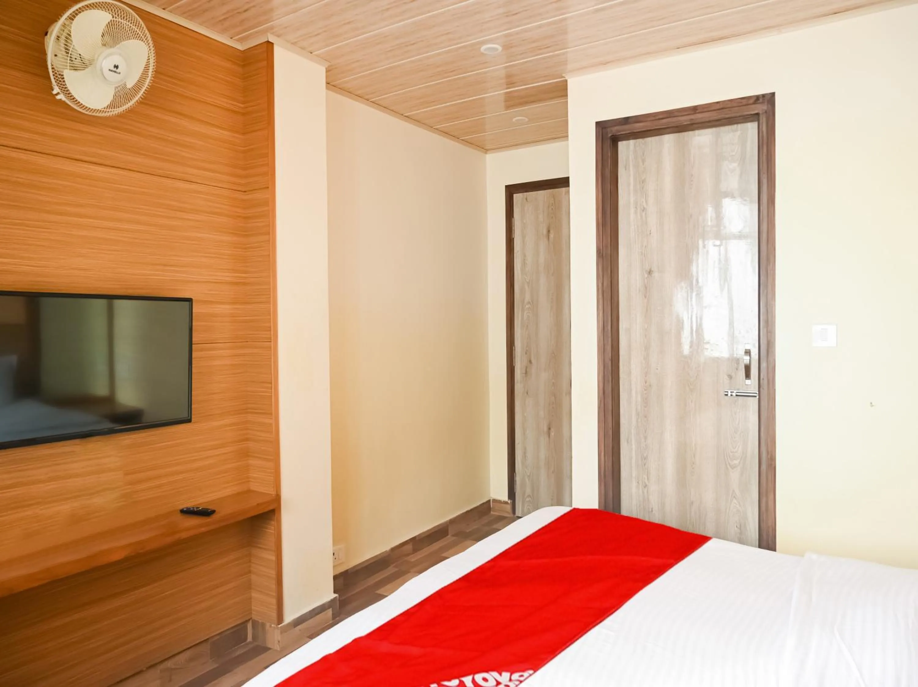 Bedroom in Collection O Kanchanjangha Darshan