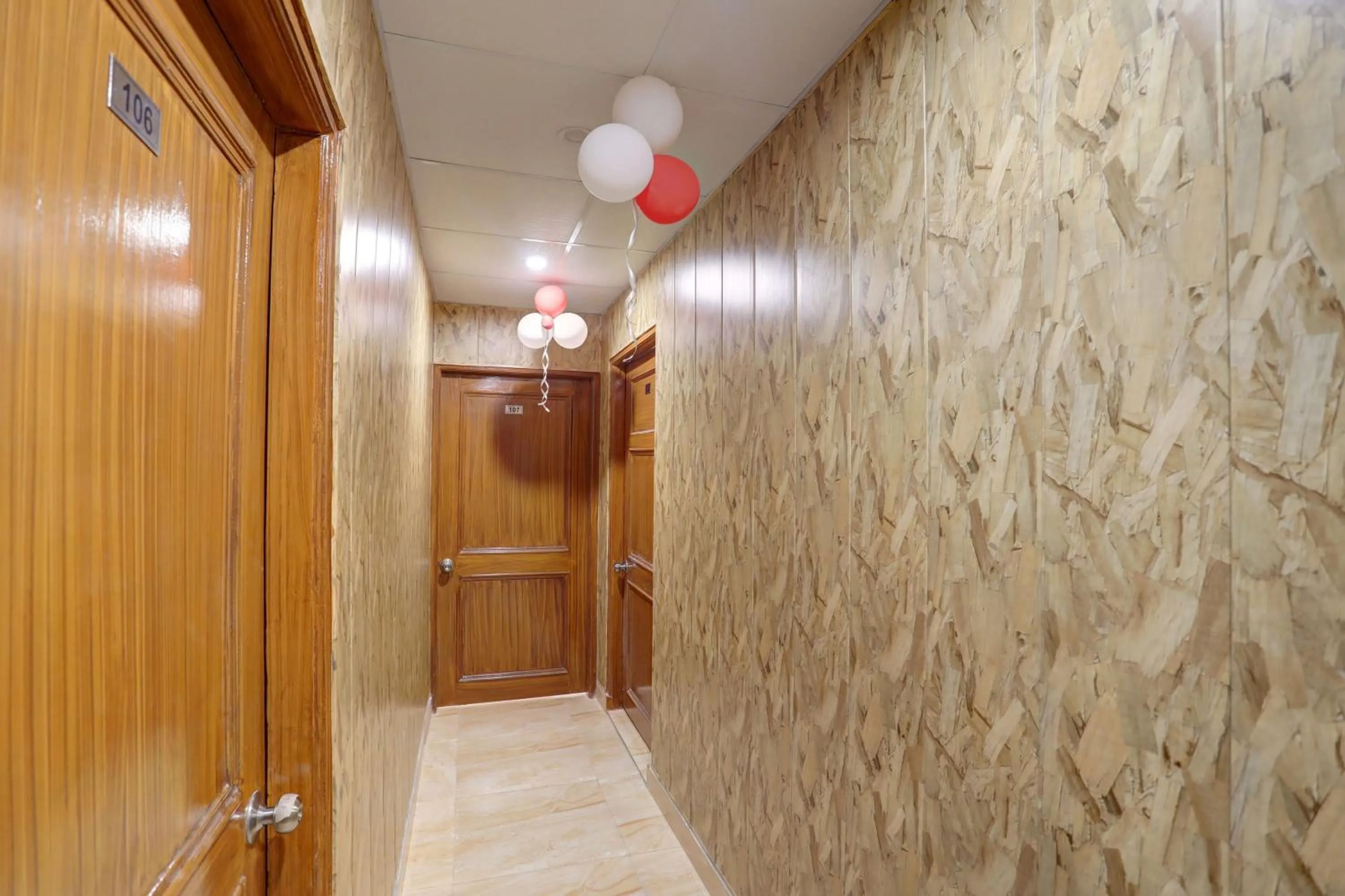 Lobby or reception in Hotel O Stay Star