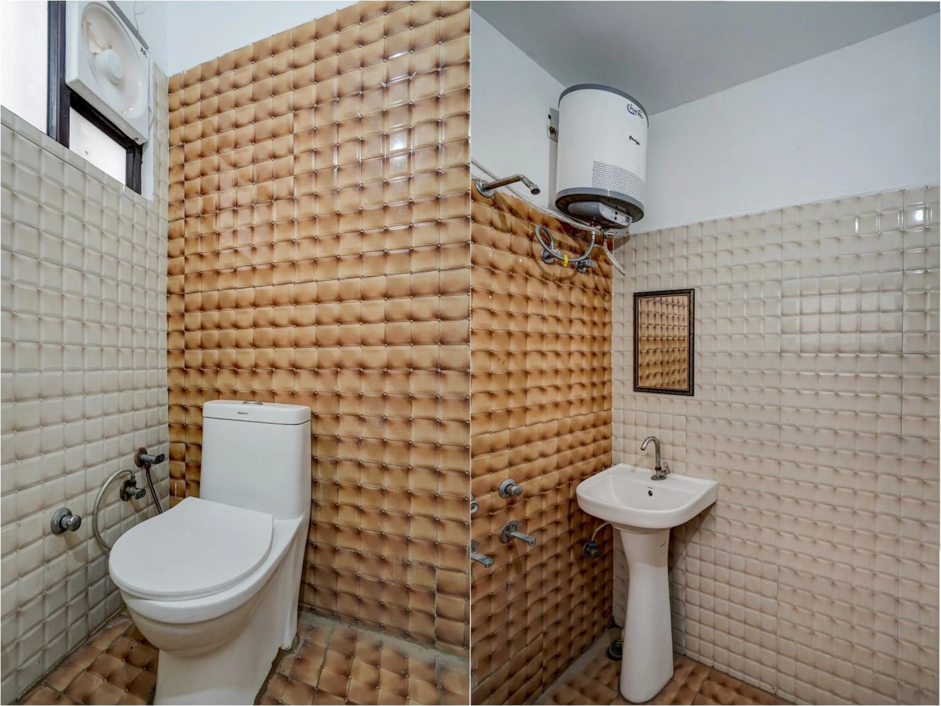 Bathroom in Super Hotel O Omi Rooms