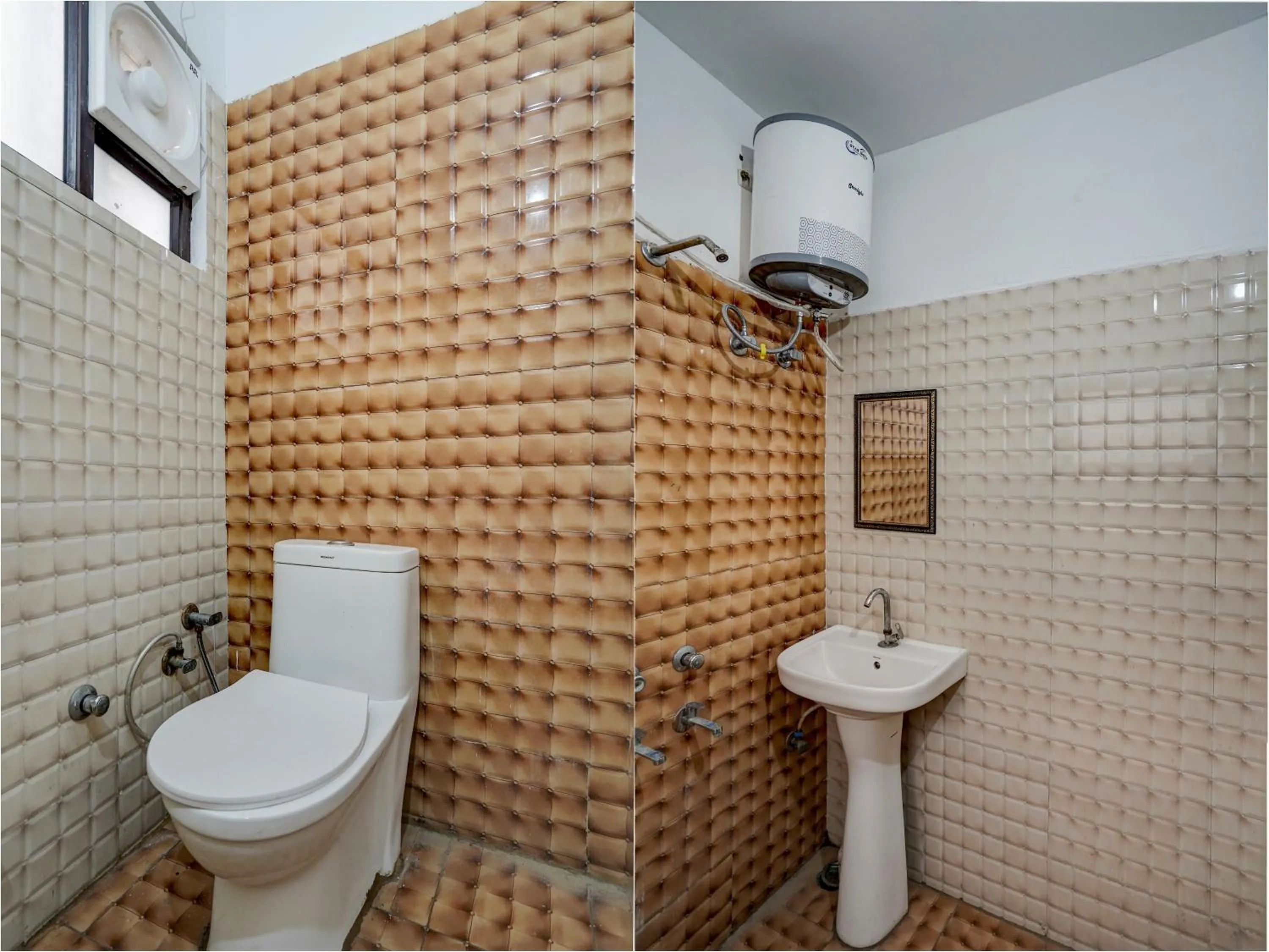 Bathroom in Super Hotel O Omi Rooms