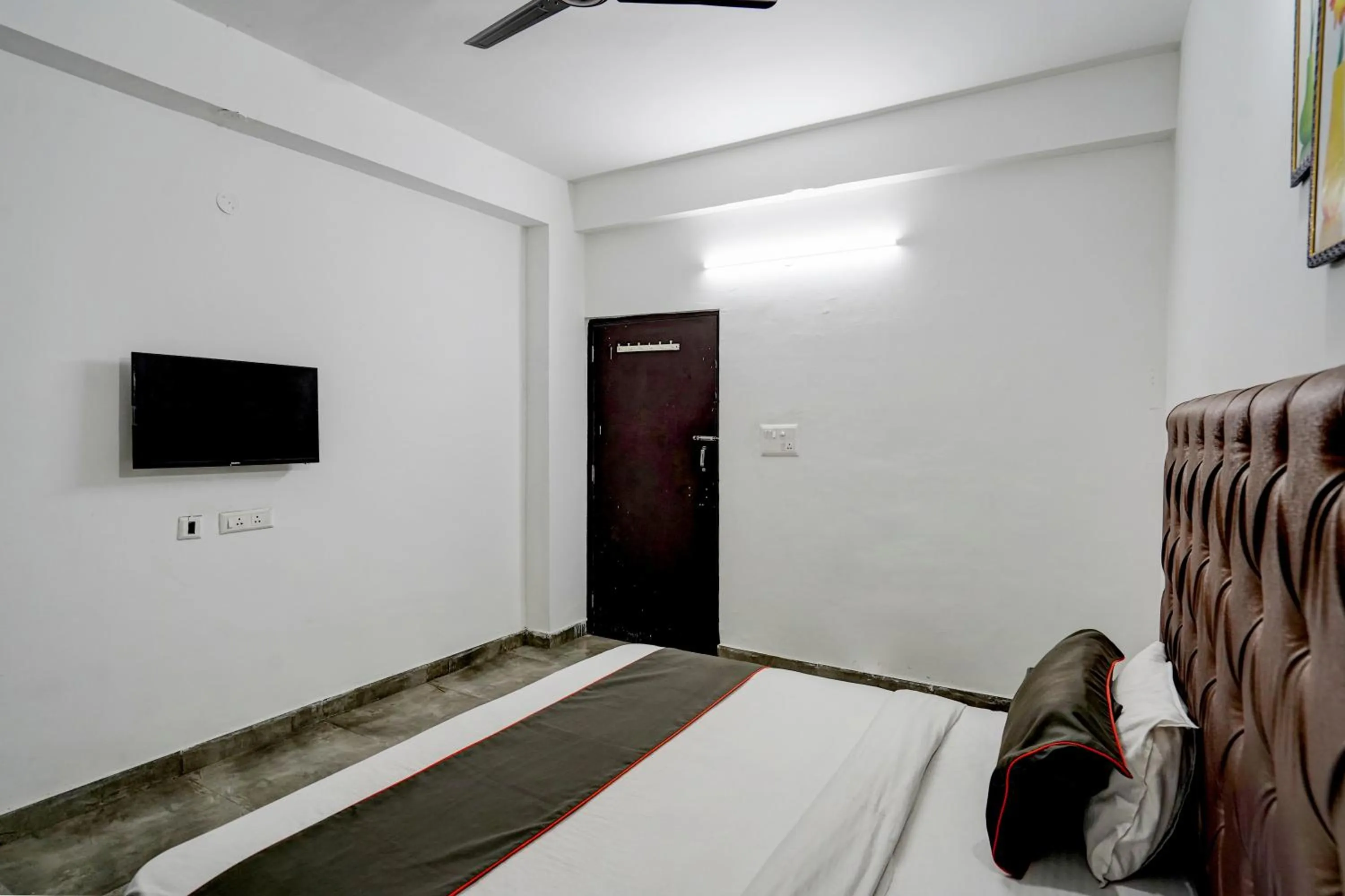 Bedroom in Super Hotel O Omi Rooms