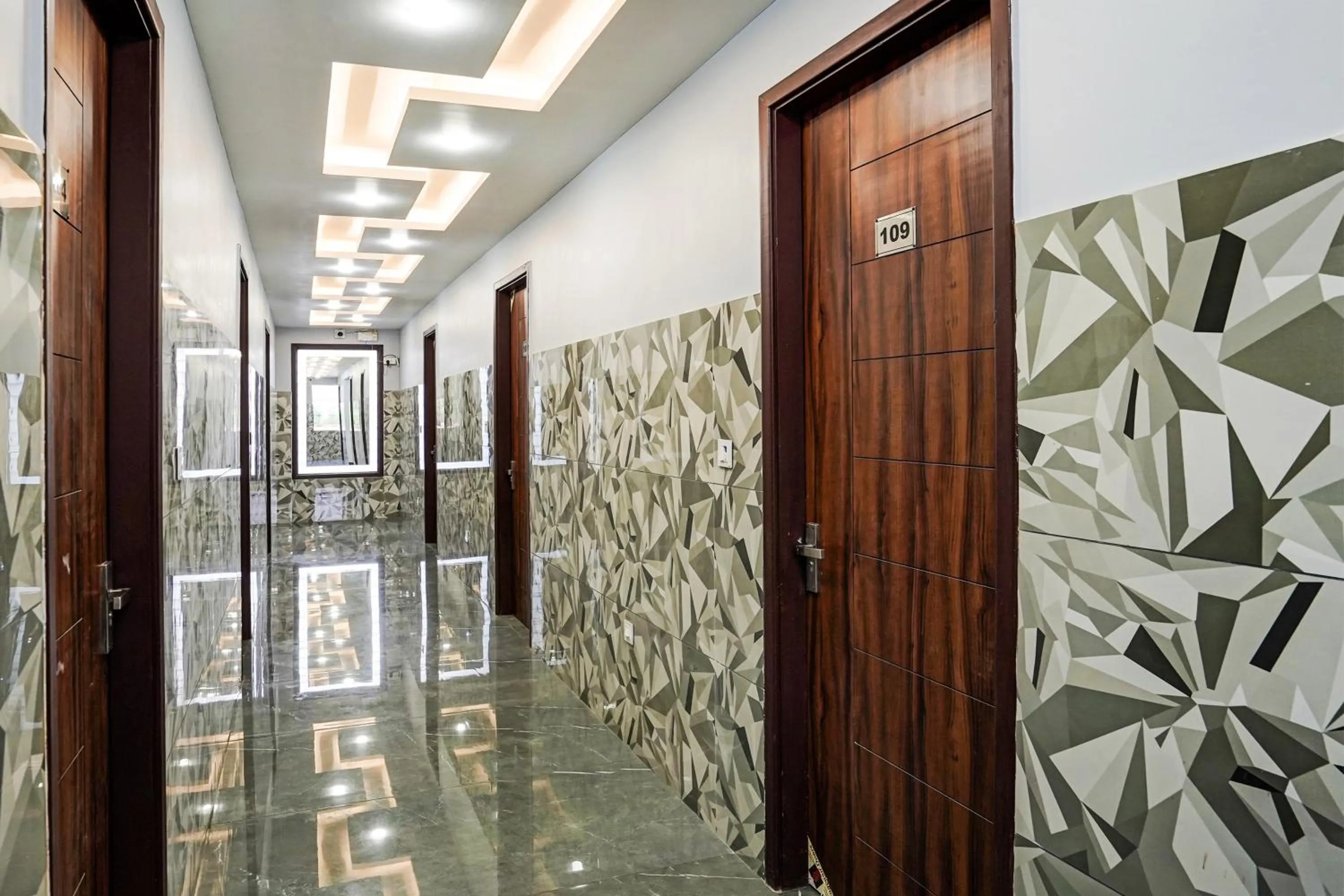 Lobby or reception in Hotel O Flagship Hotel Lotus Highway Inn