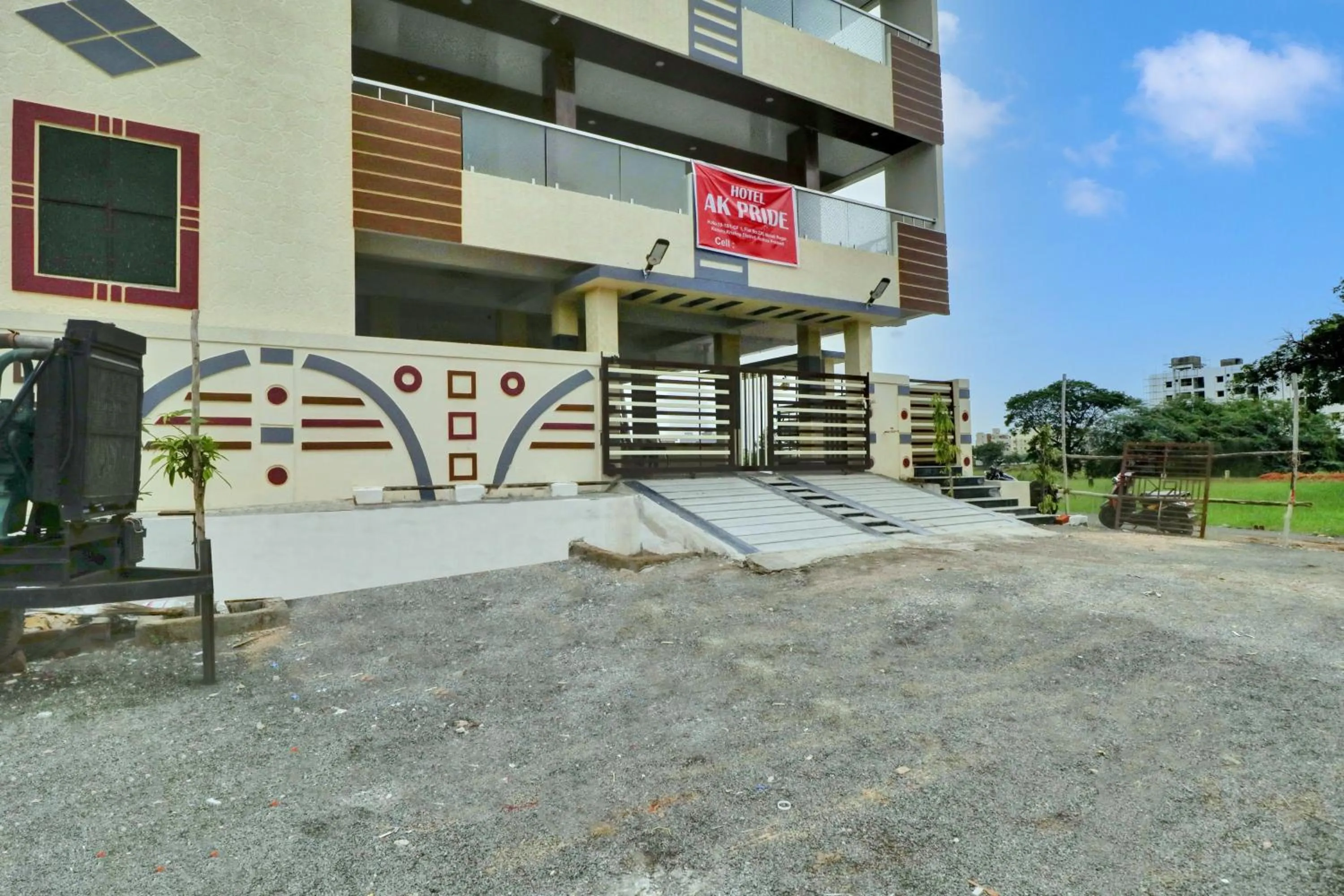 Facade/entrance, Property Building in OYO Flagship Ak Pride